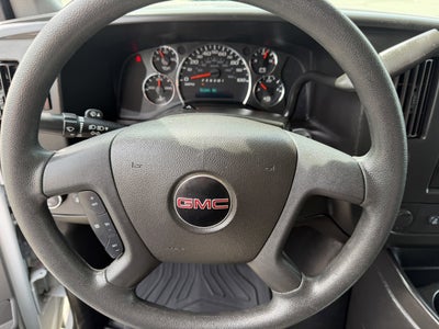 2017 GMC Savana 3500 CARGO