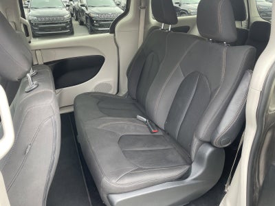 2018 Chrysler Pacifica L