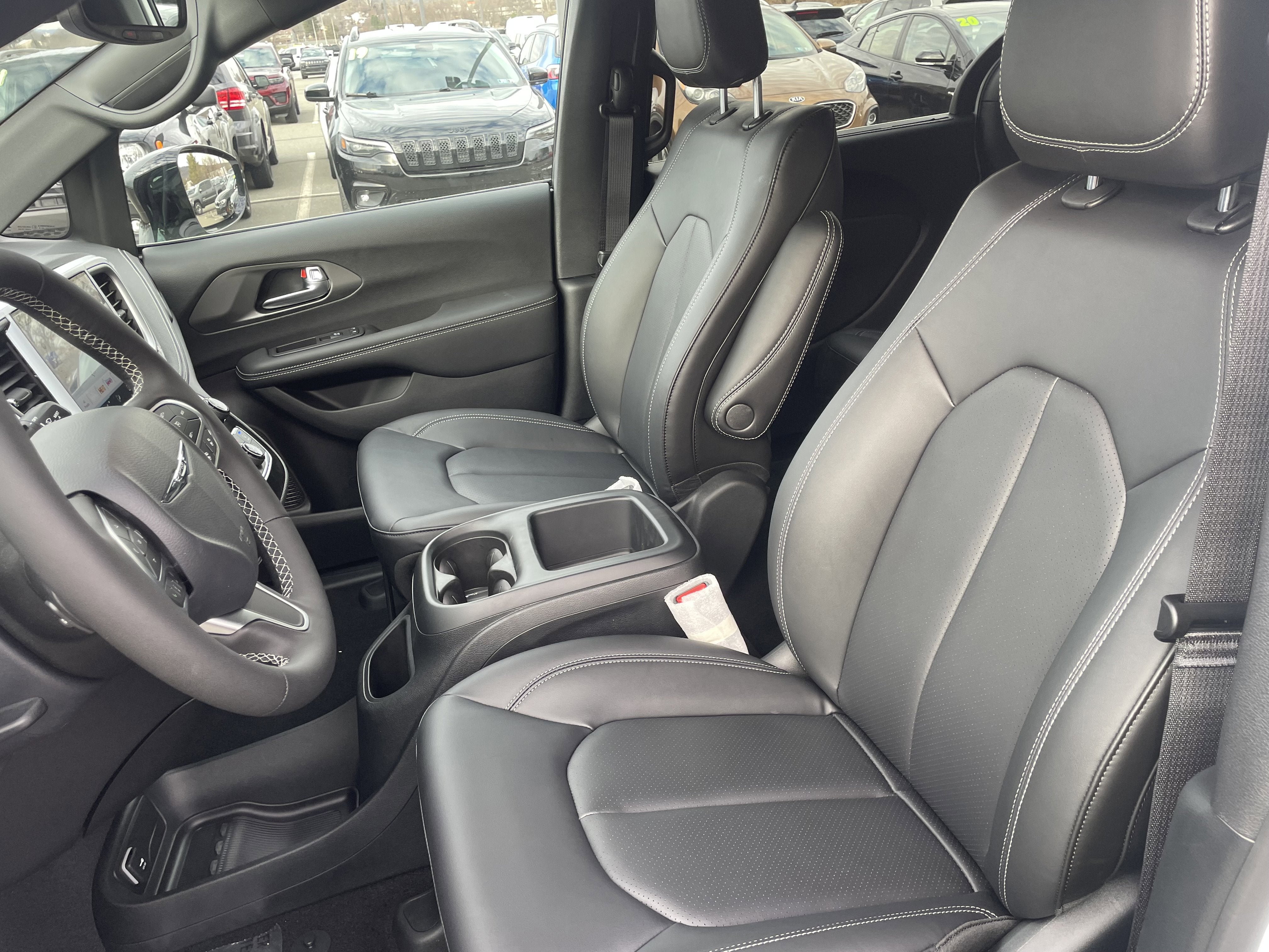 2026 Chrysler Pacifica PACIFICA SELECT