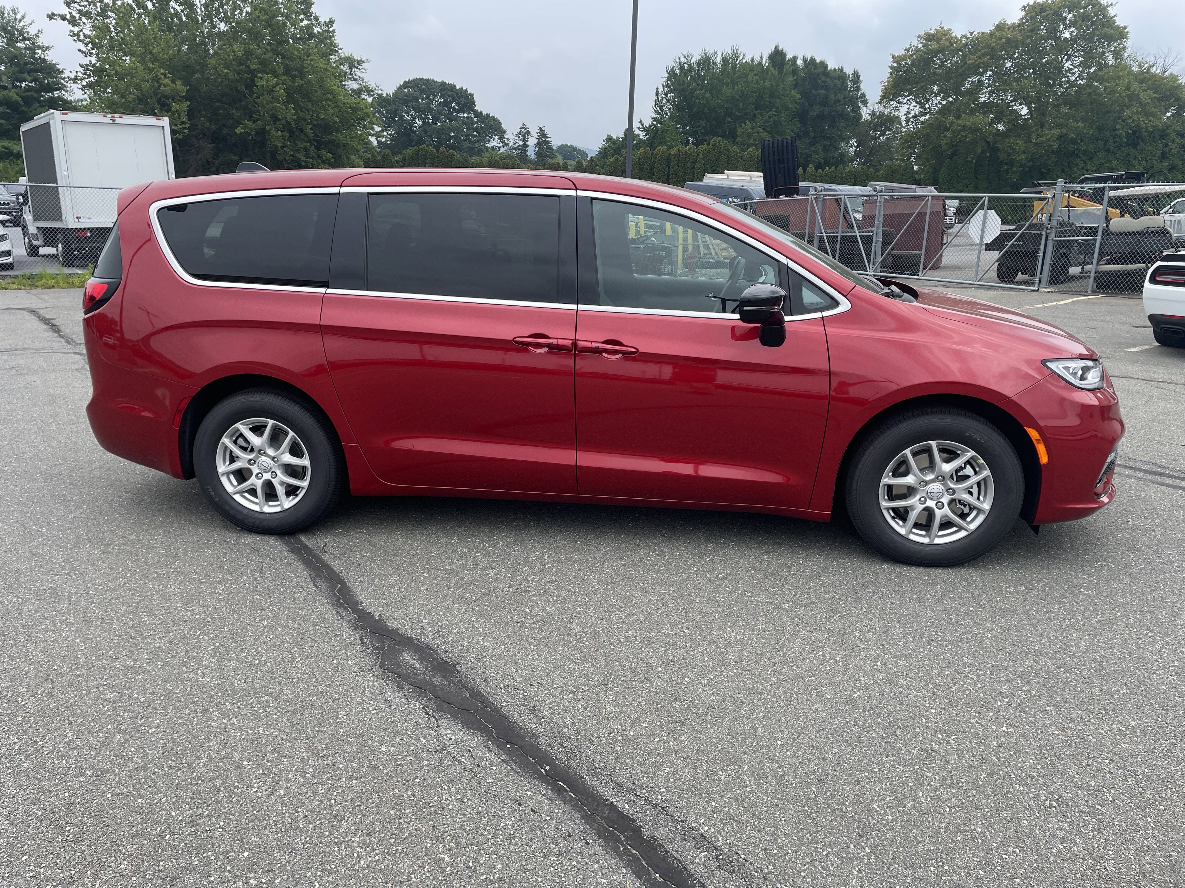 2026 Chrysler Pacifica PACIFICA SELECT