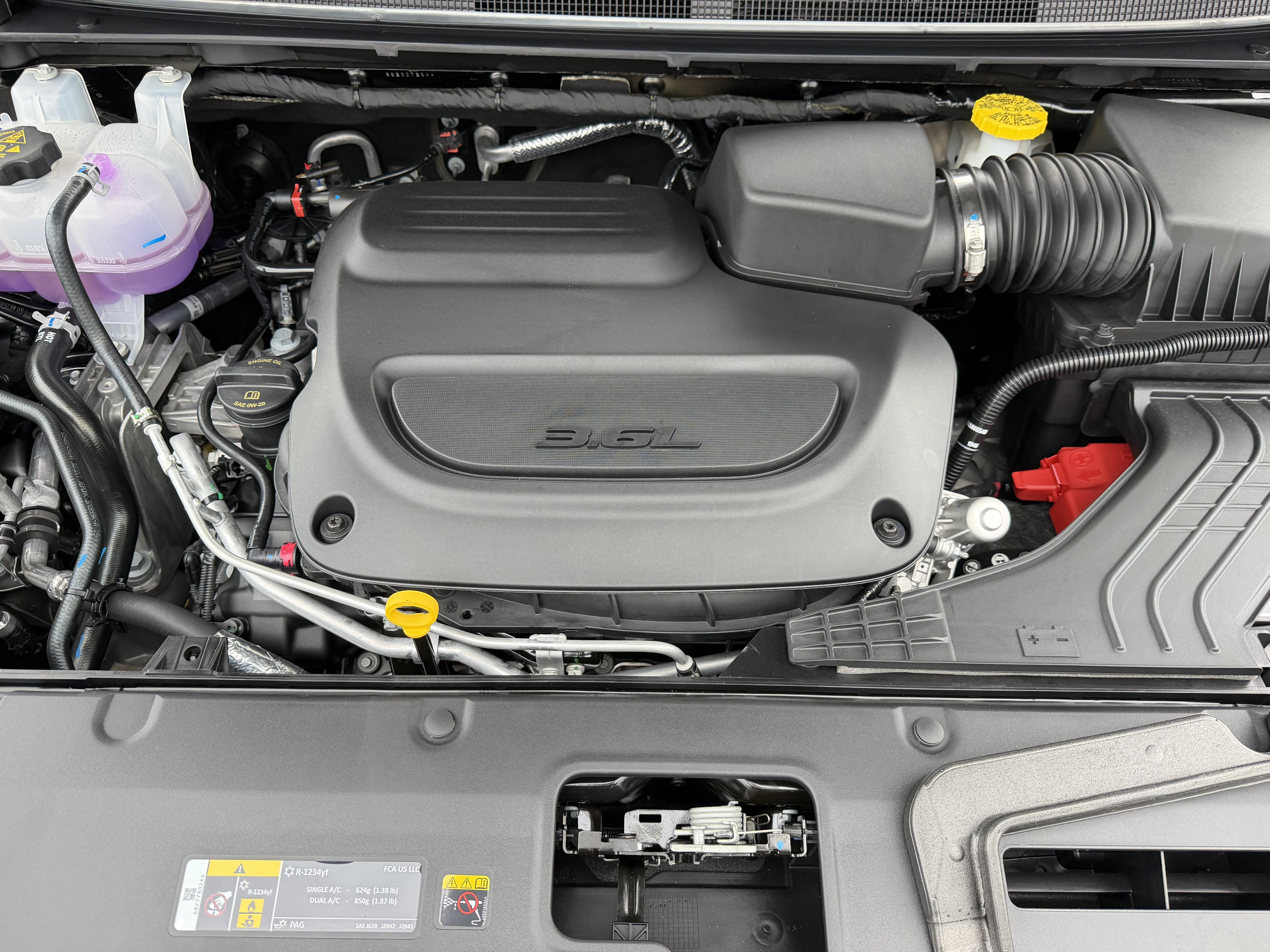 2027 Chrysler Pacifica PACIFICA SELECT