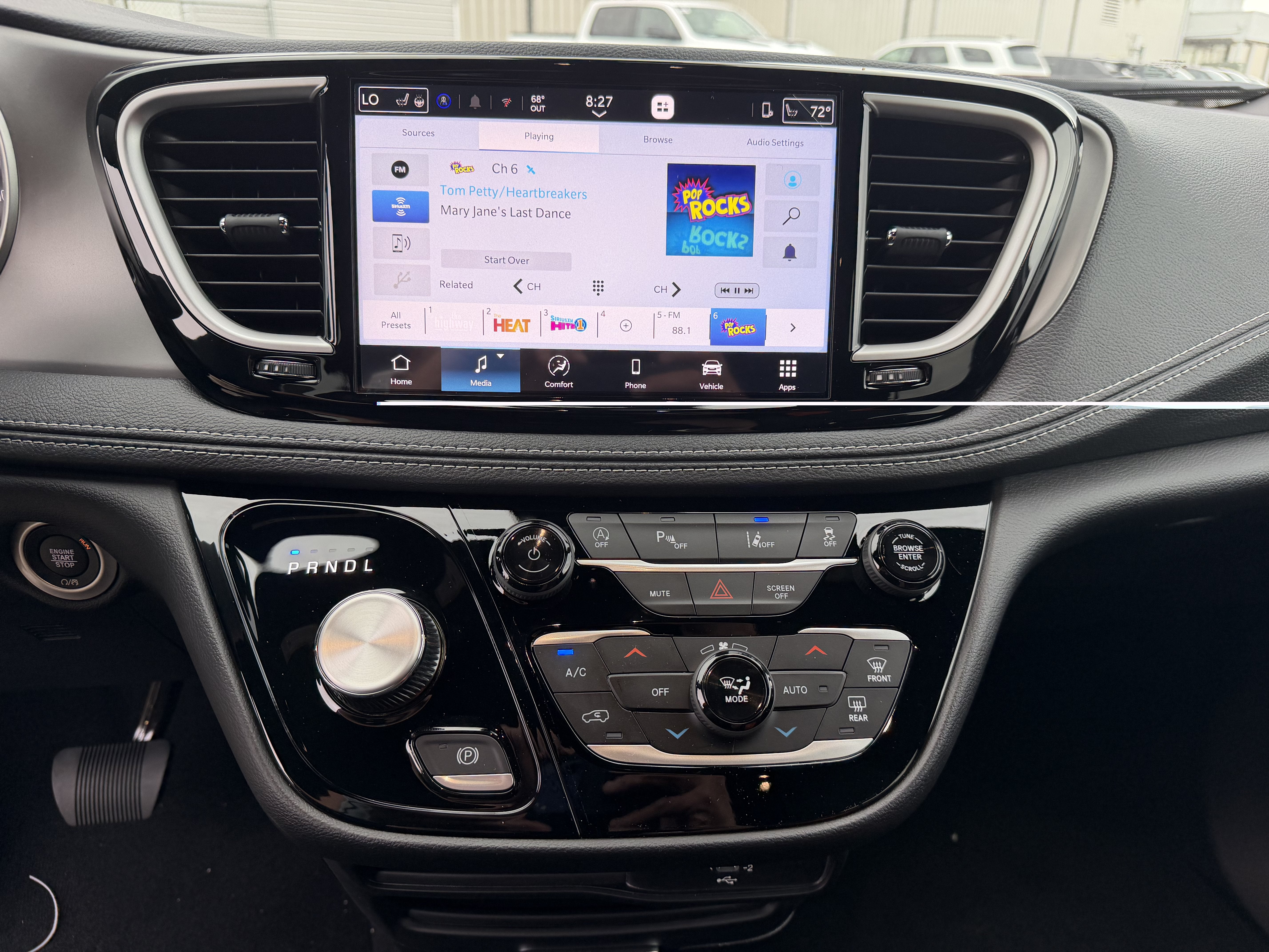 2027 Chrysler Pacifica PACIFICA SELECT