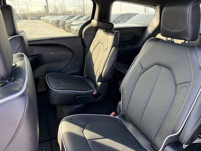 2026 Chrysler Pacifica PACIFICA SELECT AWD