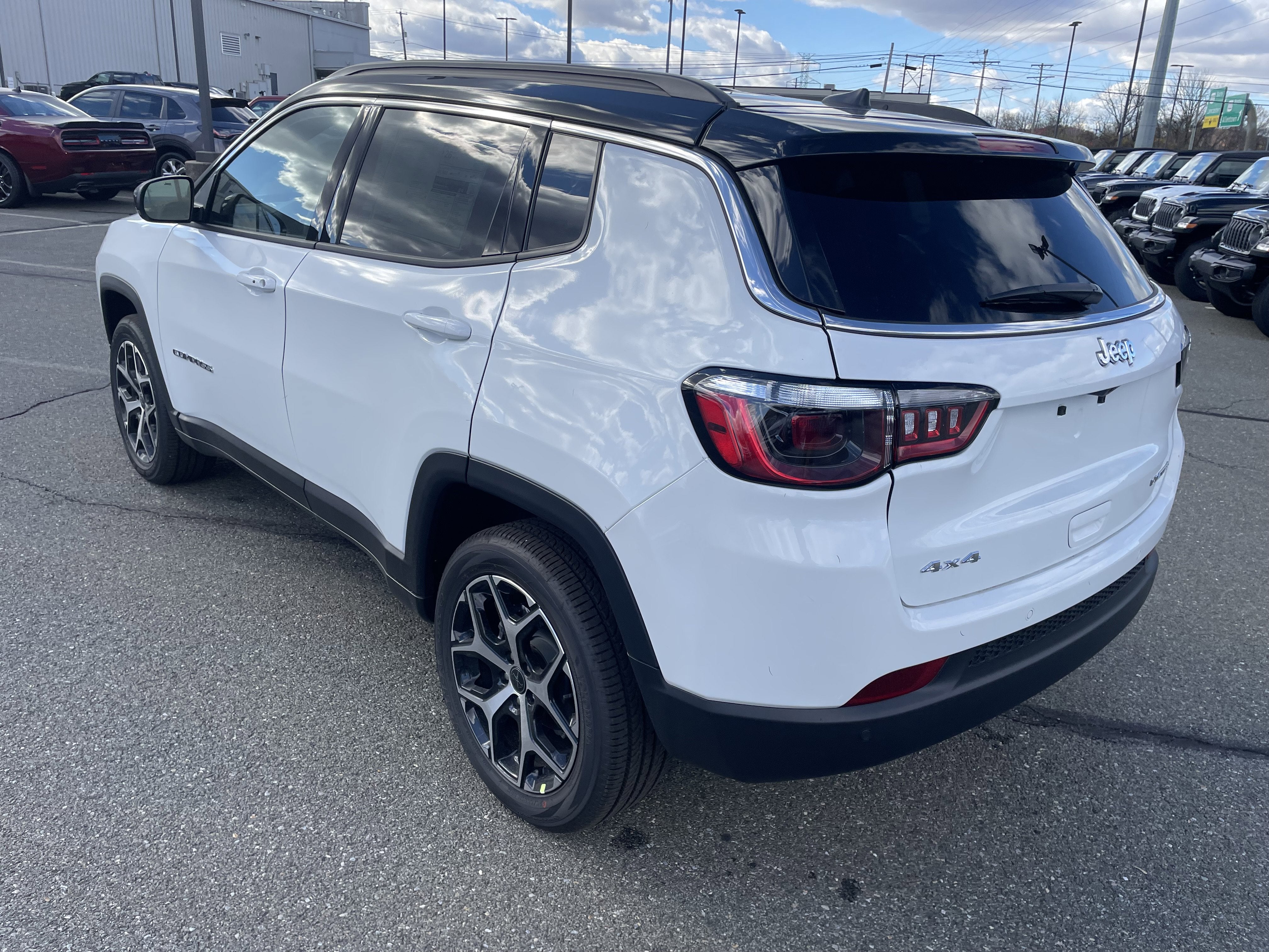 2026 Jeep Compass COMPASS LIMITED 4X4