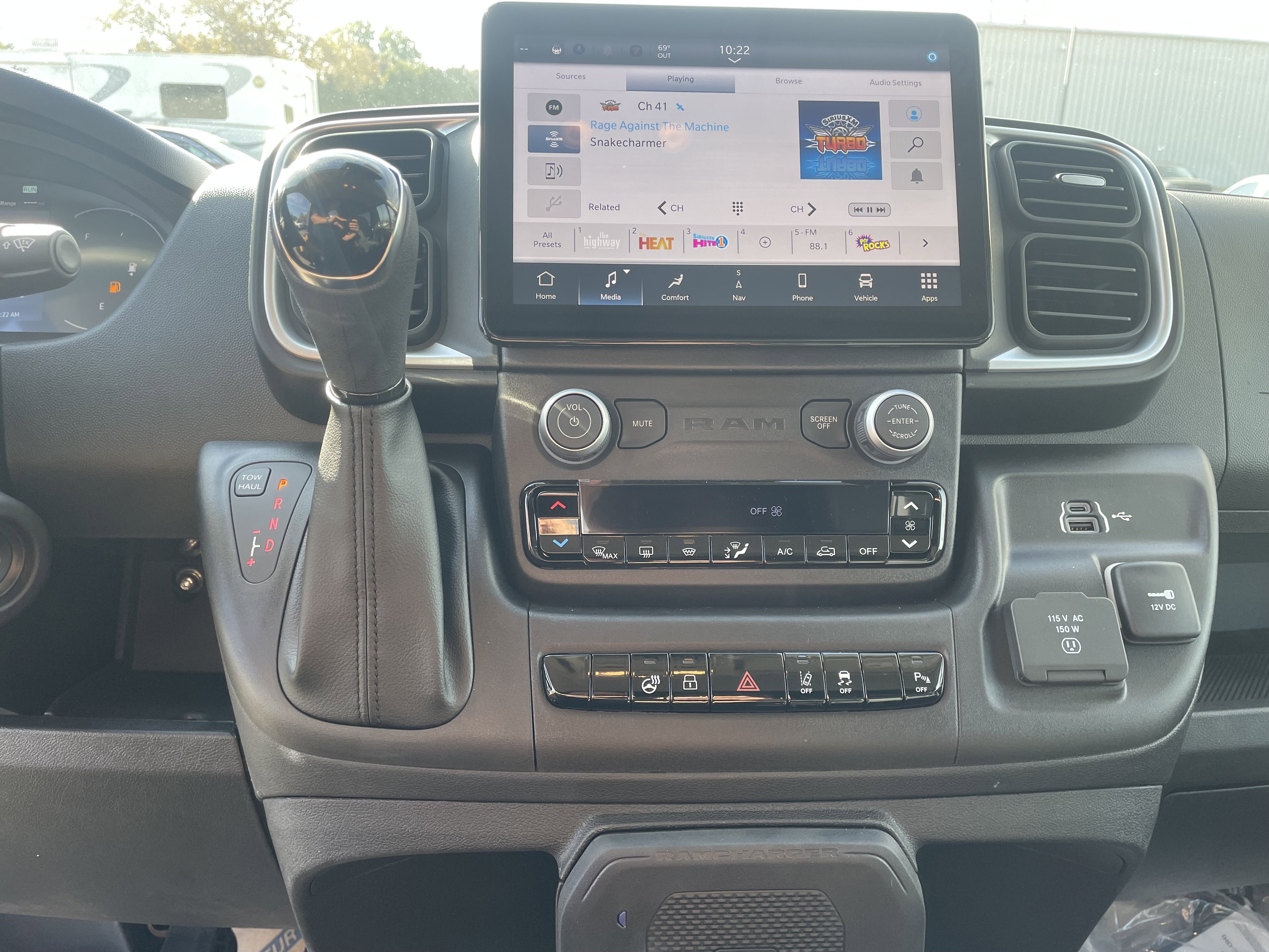 2026 RAM Ram ProMaster RAM PROMASTER 3500 SLT+ WINDOW VAN HIGH ROOF 159' WB EXT