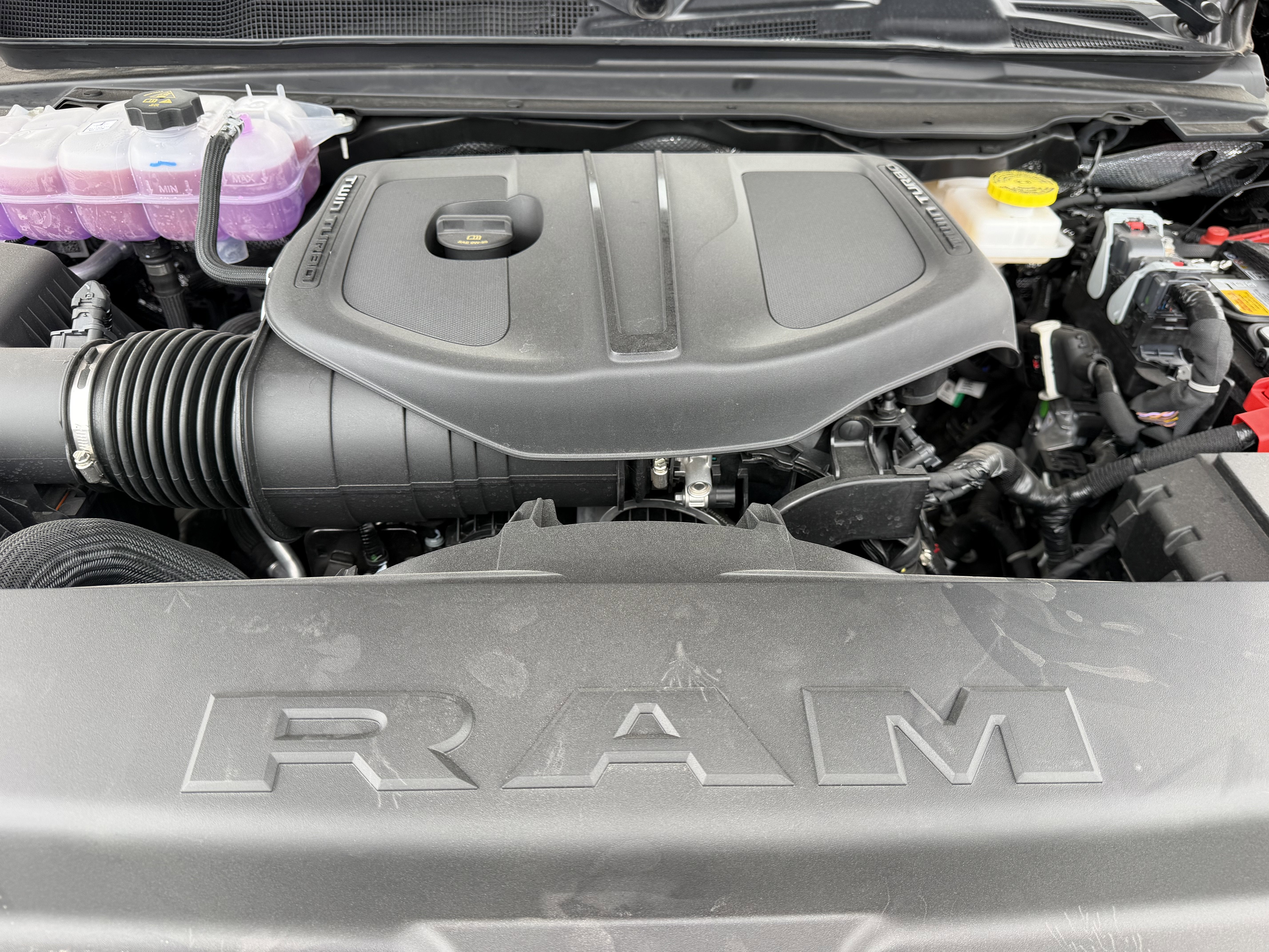 2026 RAM Ram 1500 RAM 1500 EXPRESS CREW CAB 4X4 5'7' BOX