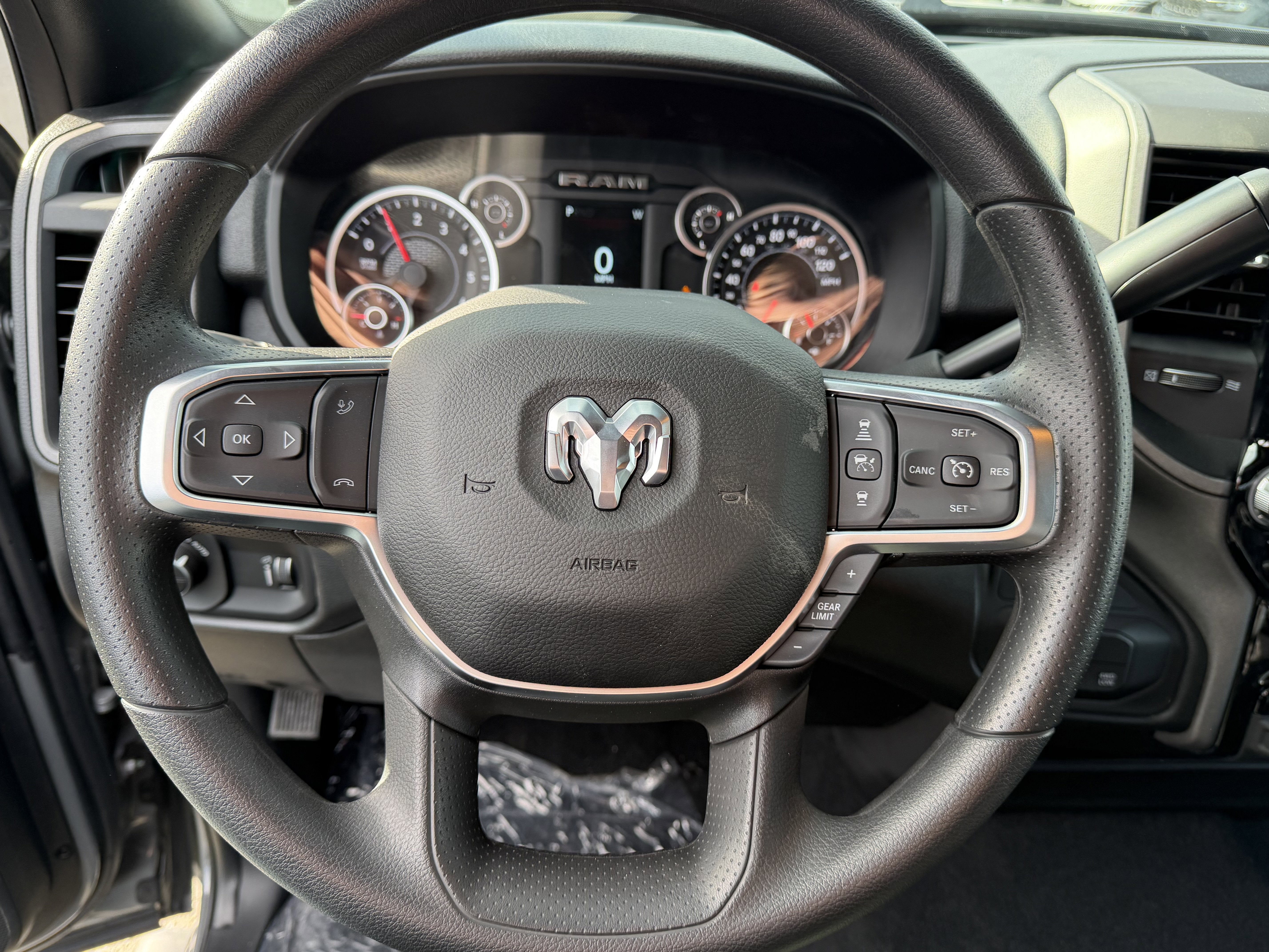 2026 RAM Ram 2500 RAM 2500 TRADESMAN CREW CAB 4X4 6'4' BOX