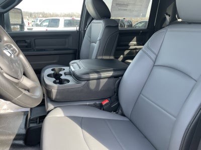 2024 RAM Ram 3500 Chassis Cab RAM 3500 TRADESMAN CREW CAB CHASSIS 4X4 60' CA