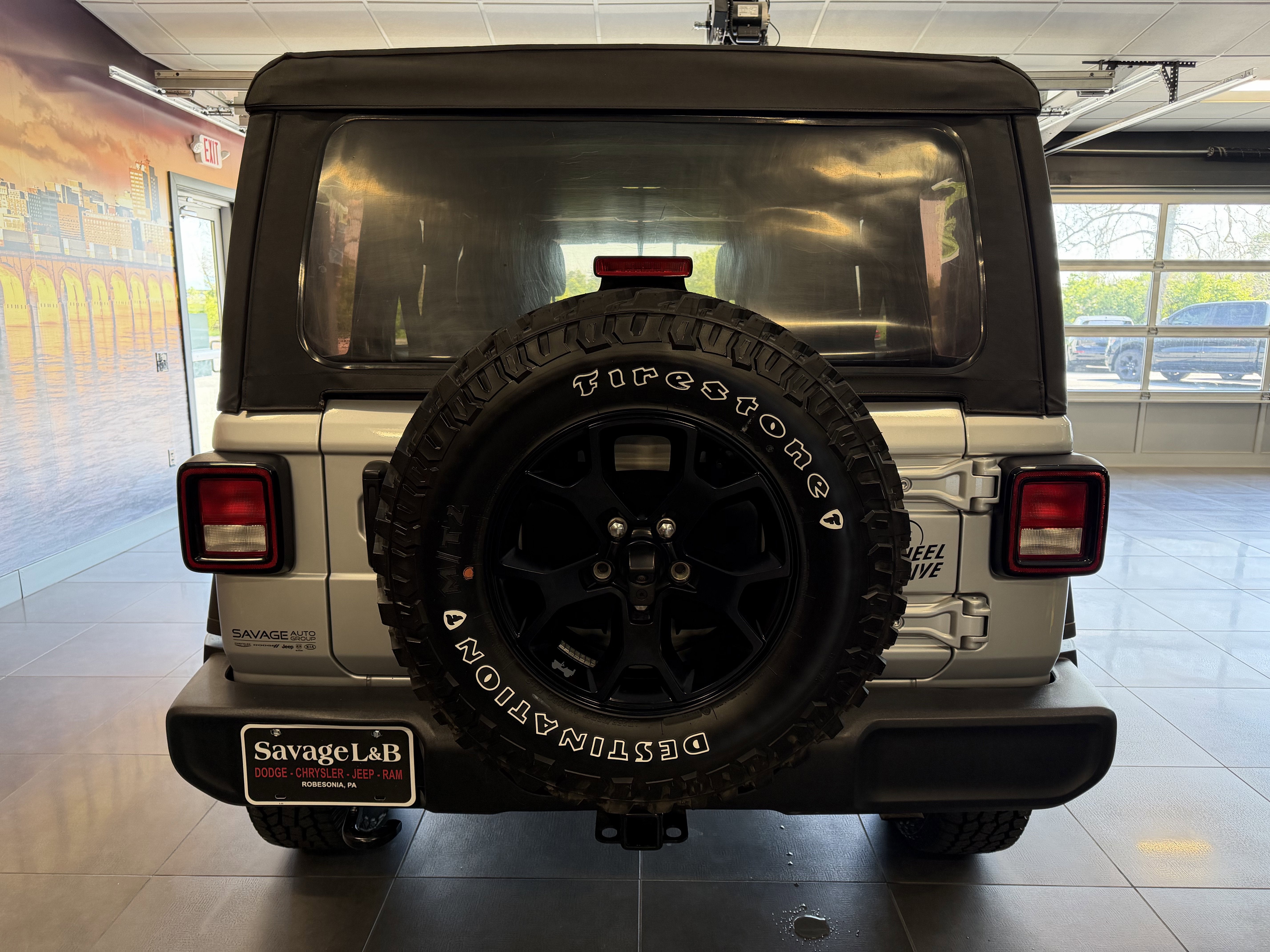 2022 Jeep Wrangler Unlimited Willys 4x4