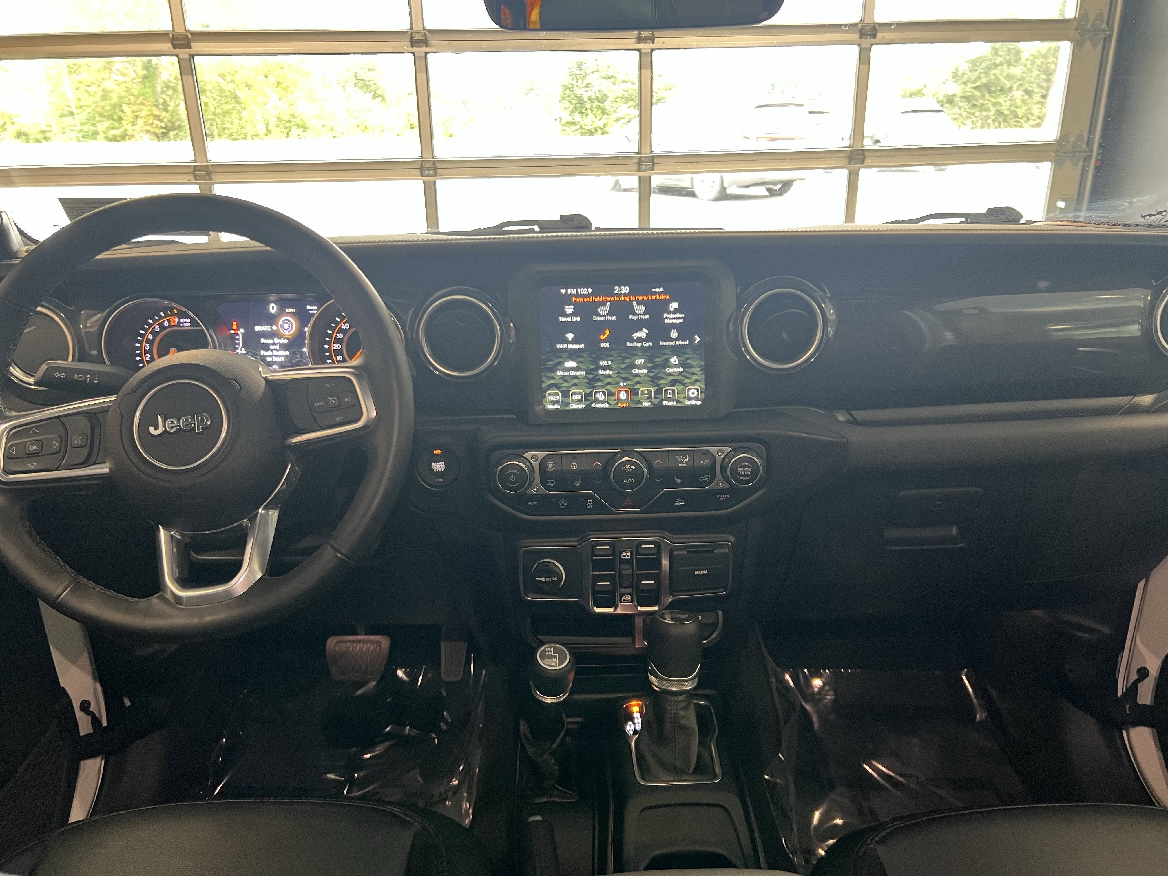 2022 Jeep Wrangler Unlimited Sahara Altitude 4x4