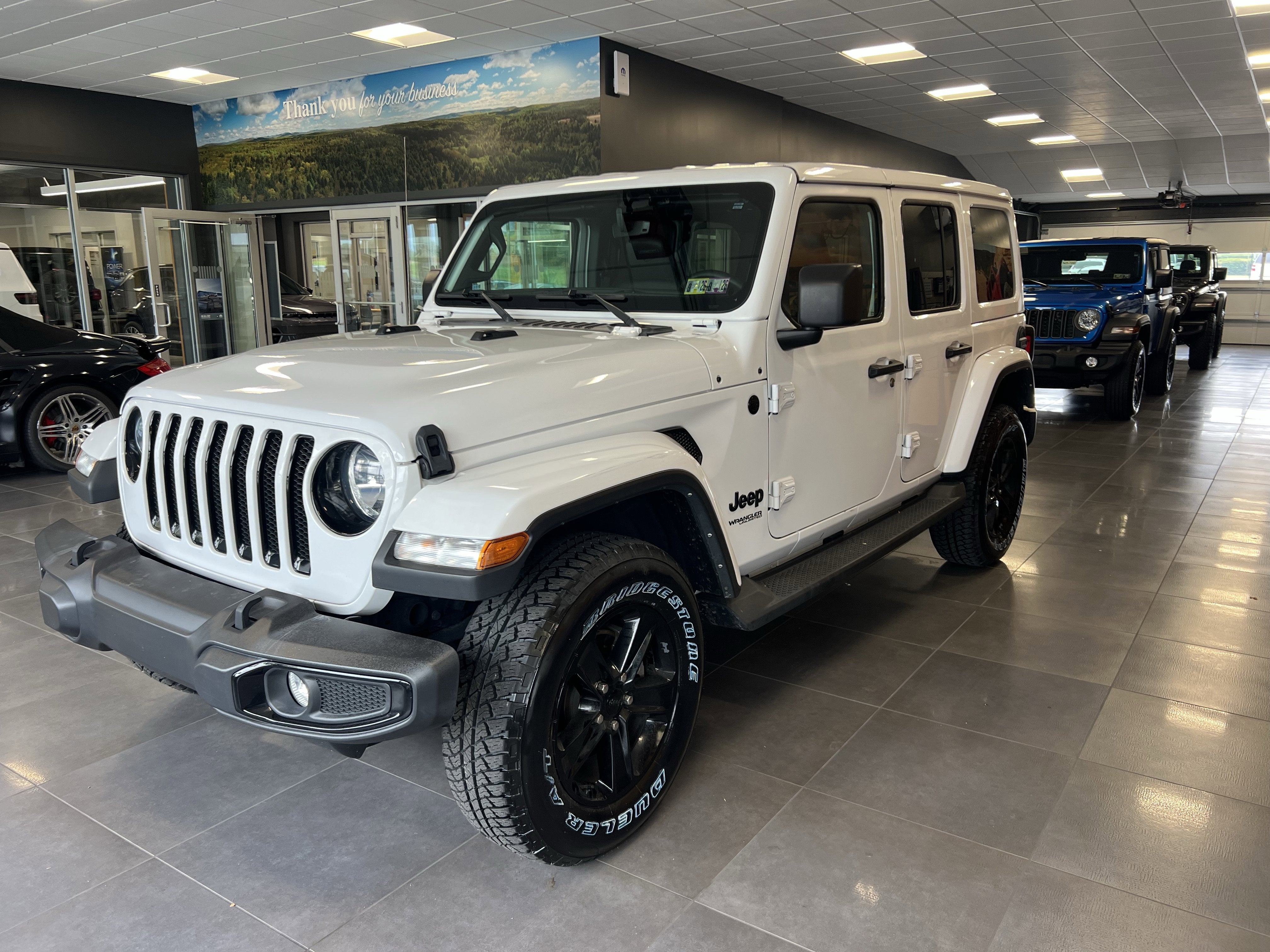 2022 Jeep Wrangler Unlimited Sahara Altitude 4x4