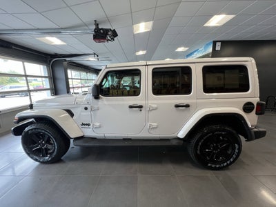 2022 Jeep Wrangler Unlimited Sahara Altitude 4x4