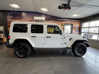 2022 Jeep Wrangler Unlimited Sahara Altitude 4x4