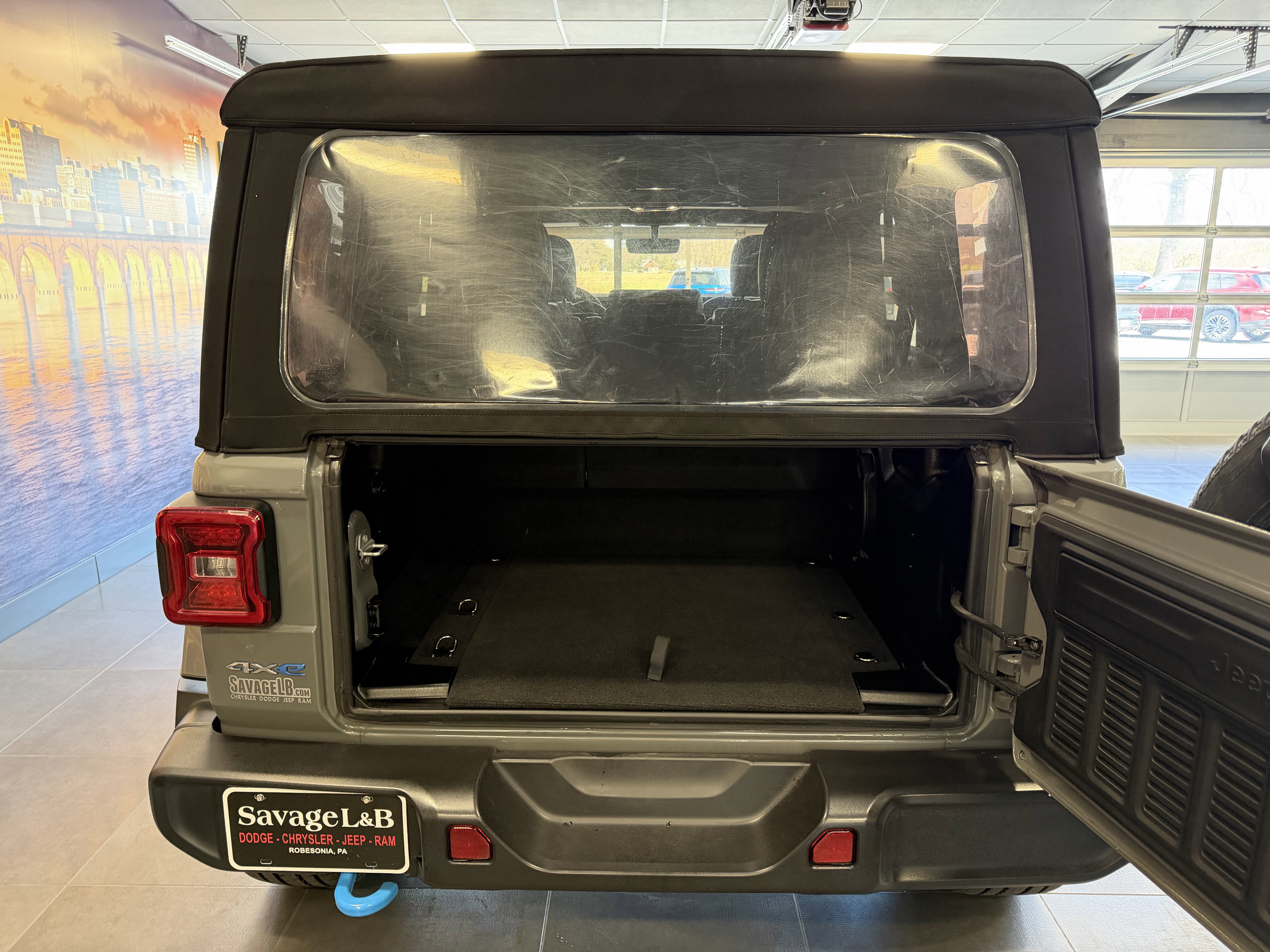 2022 Jeep Wrangler 4xe Unlimited Sahara 4x4