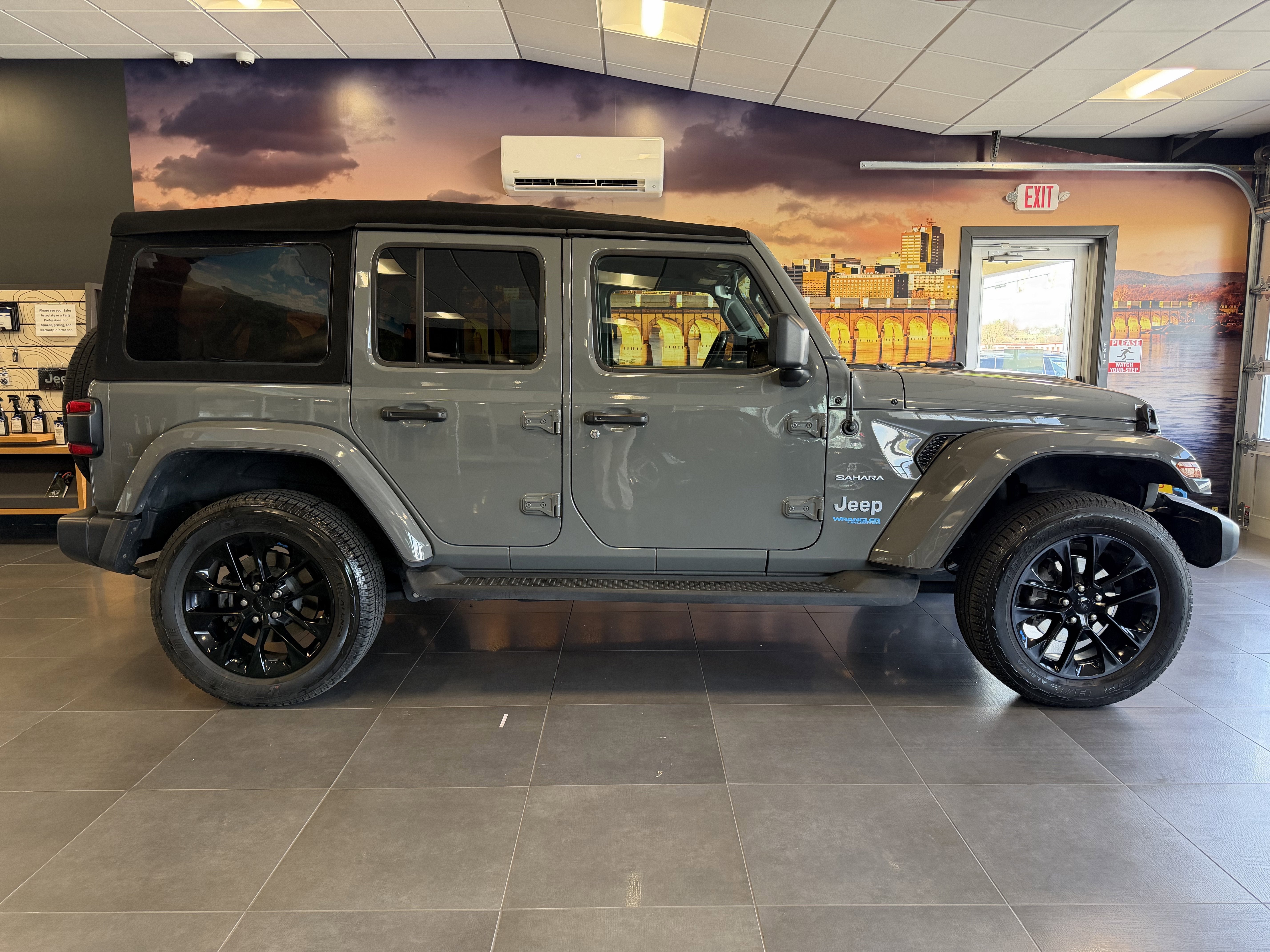 2022 Jeep Wrangler 4xe Unlimited Sahara 4x4