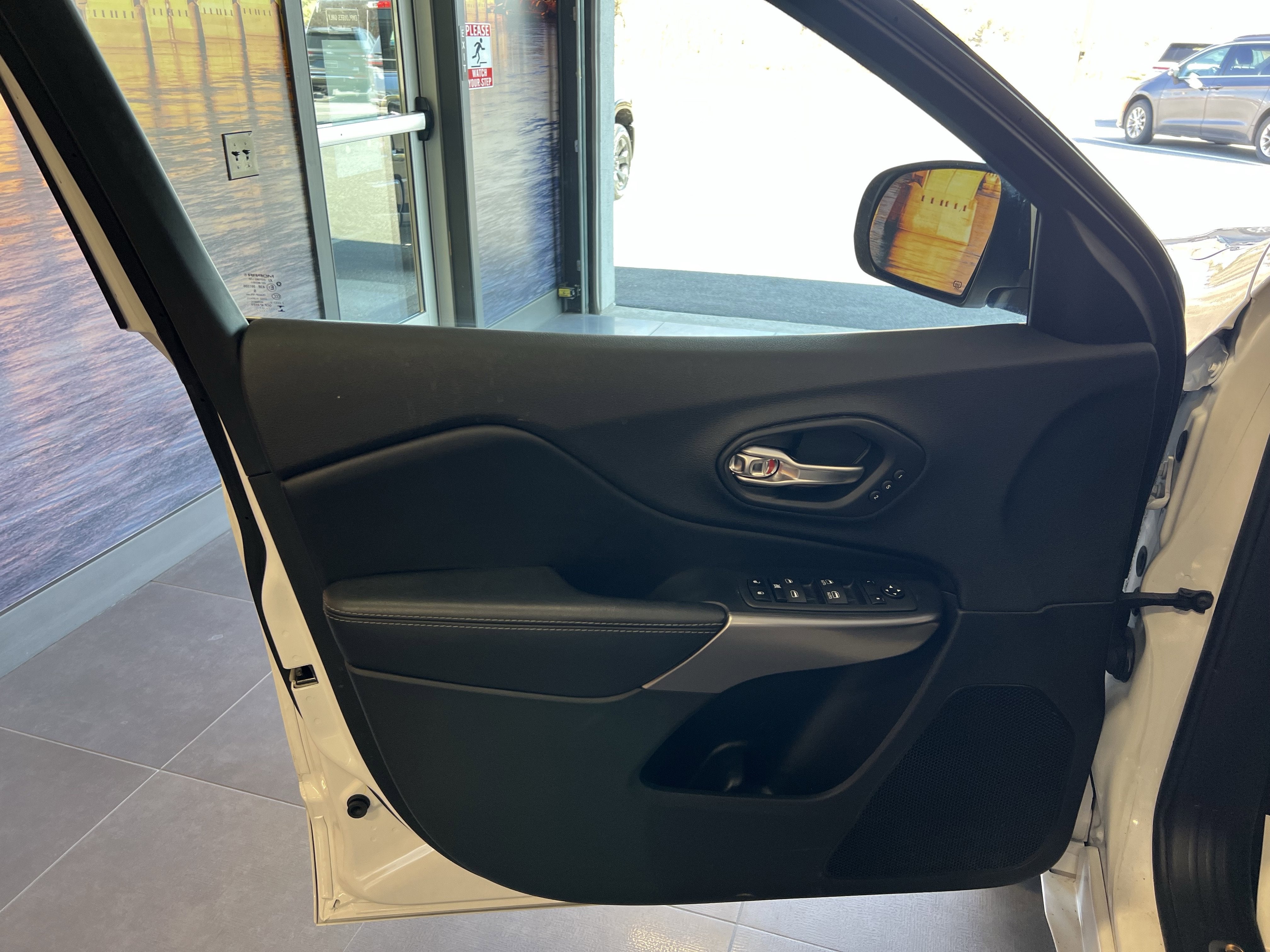 2019 Jeep Cherokee Overland 4x4