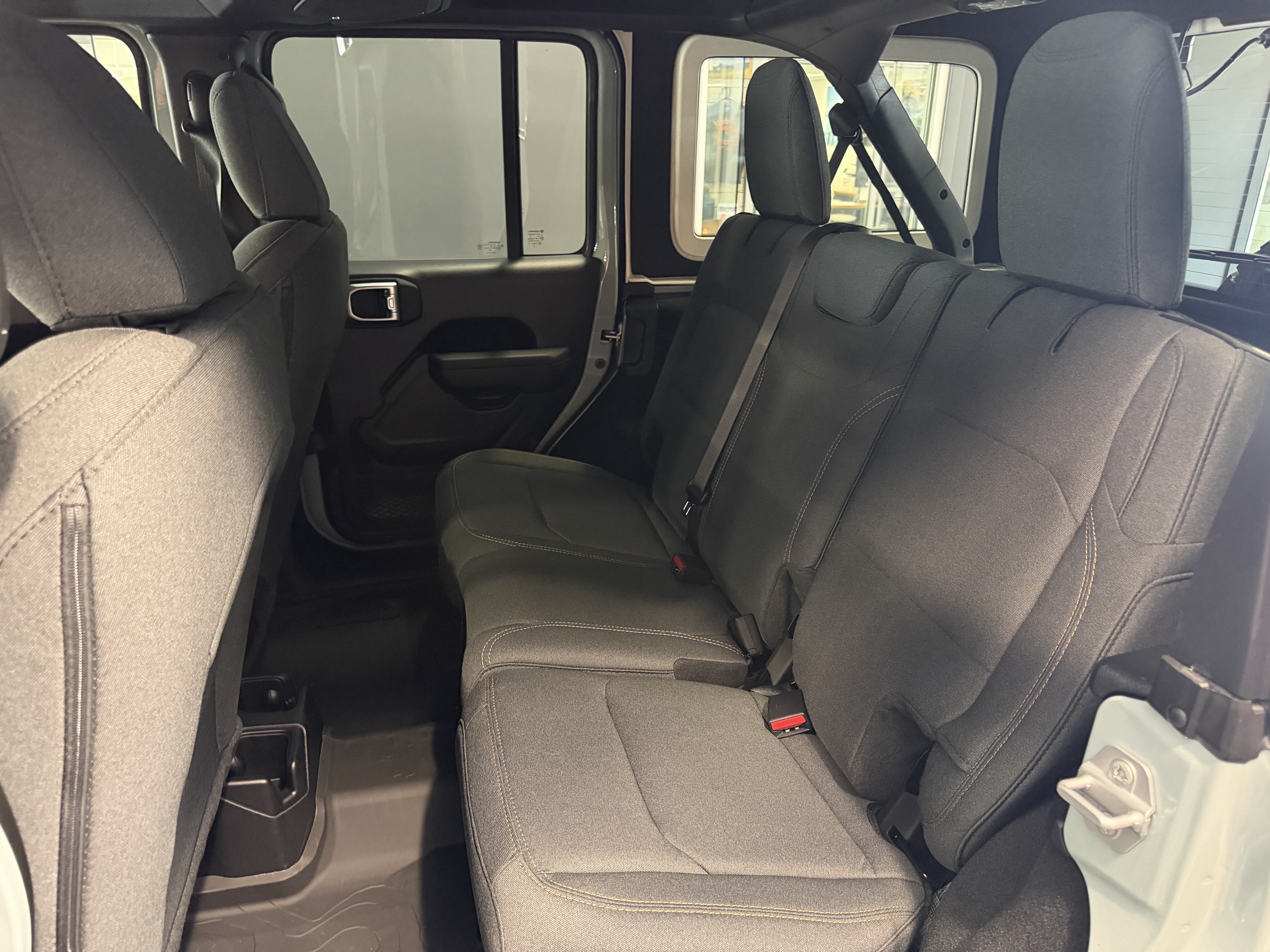 2027 Jeep Wrangler WRANGLER 4-DOOR WILLYS
