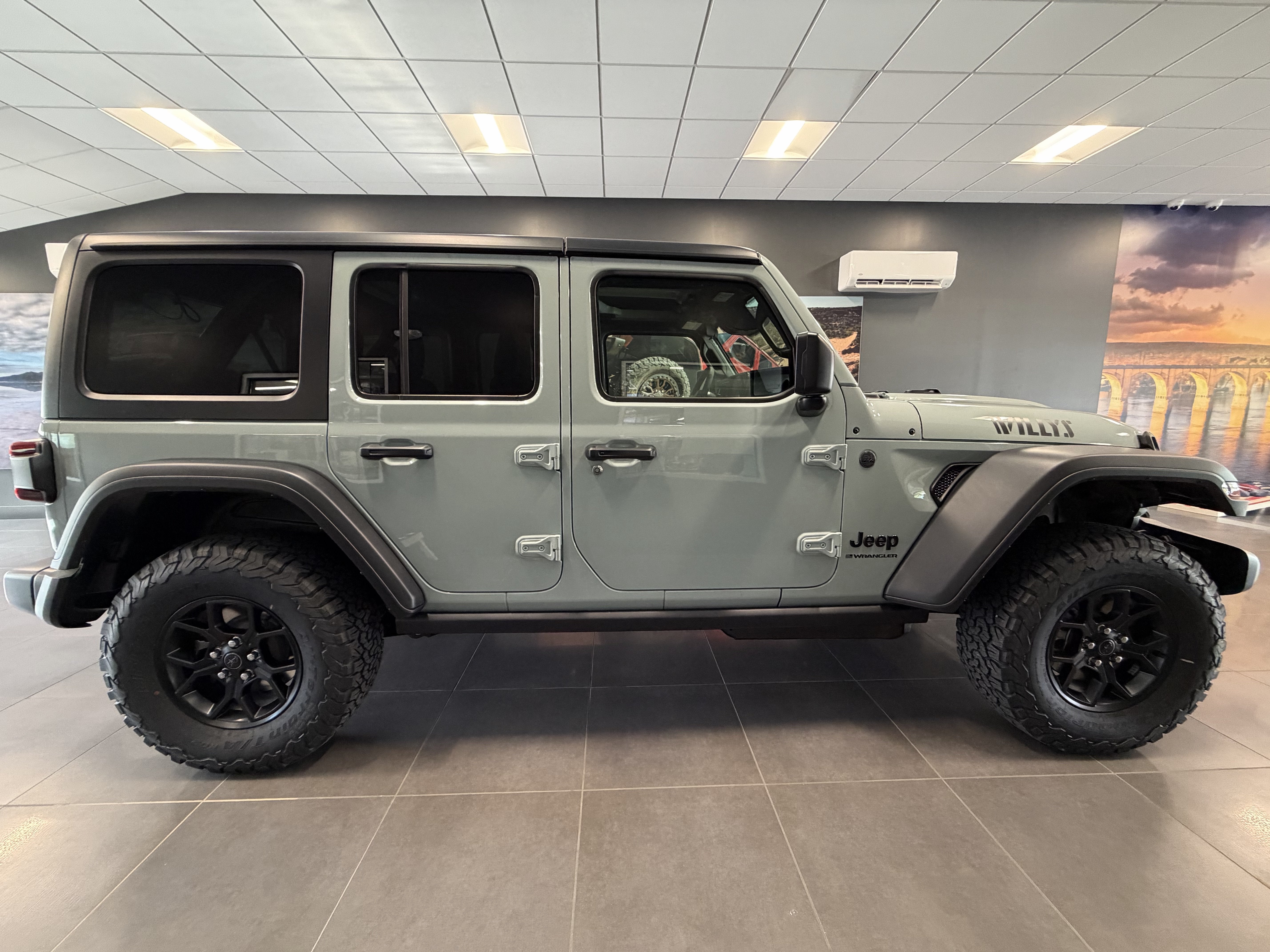 2027 Jeep Wrangler WRANGLER 4-DOOR WILLYS