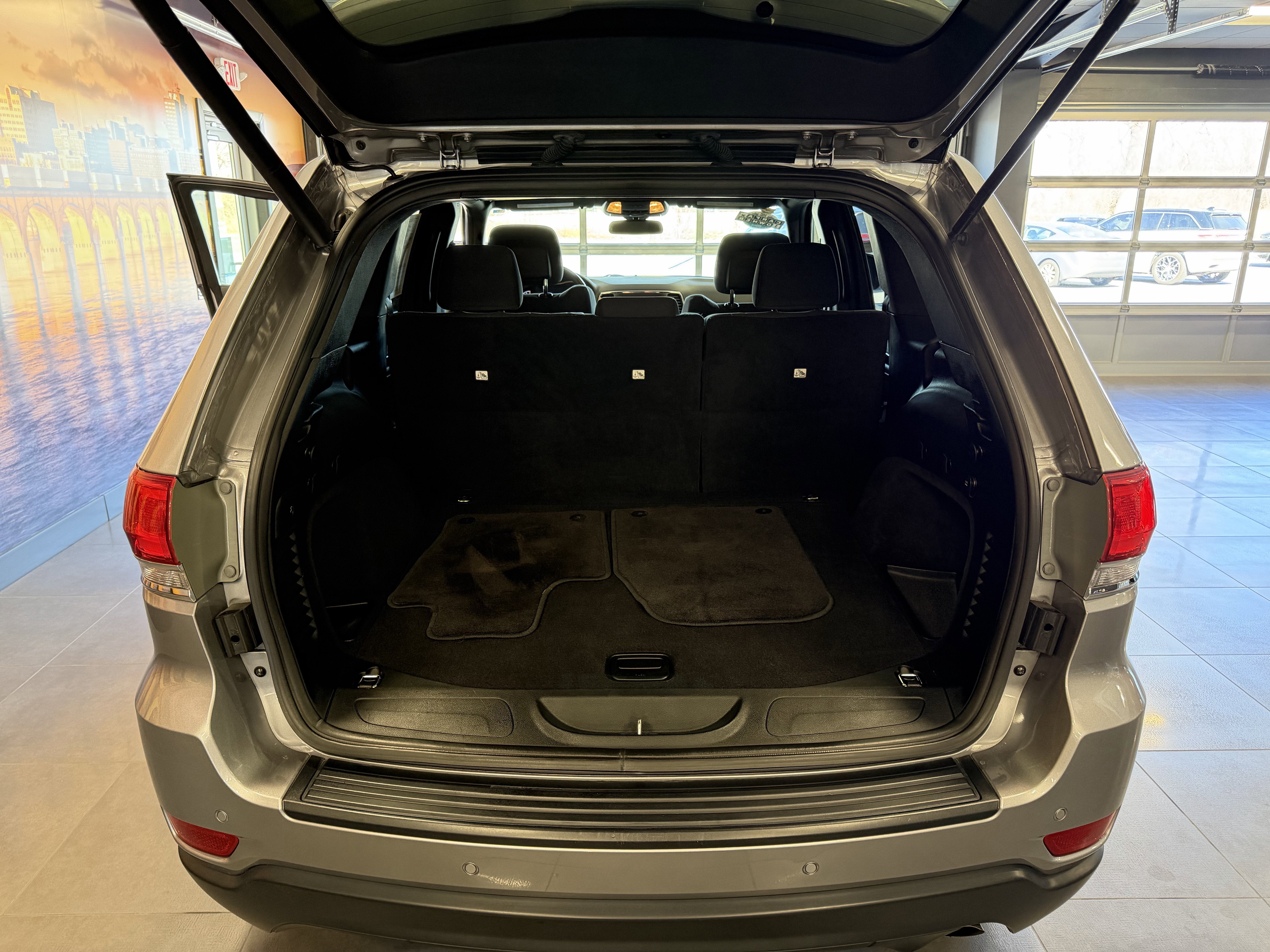 2018 Jeep Grand Cherokee Laredo E 4x4