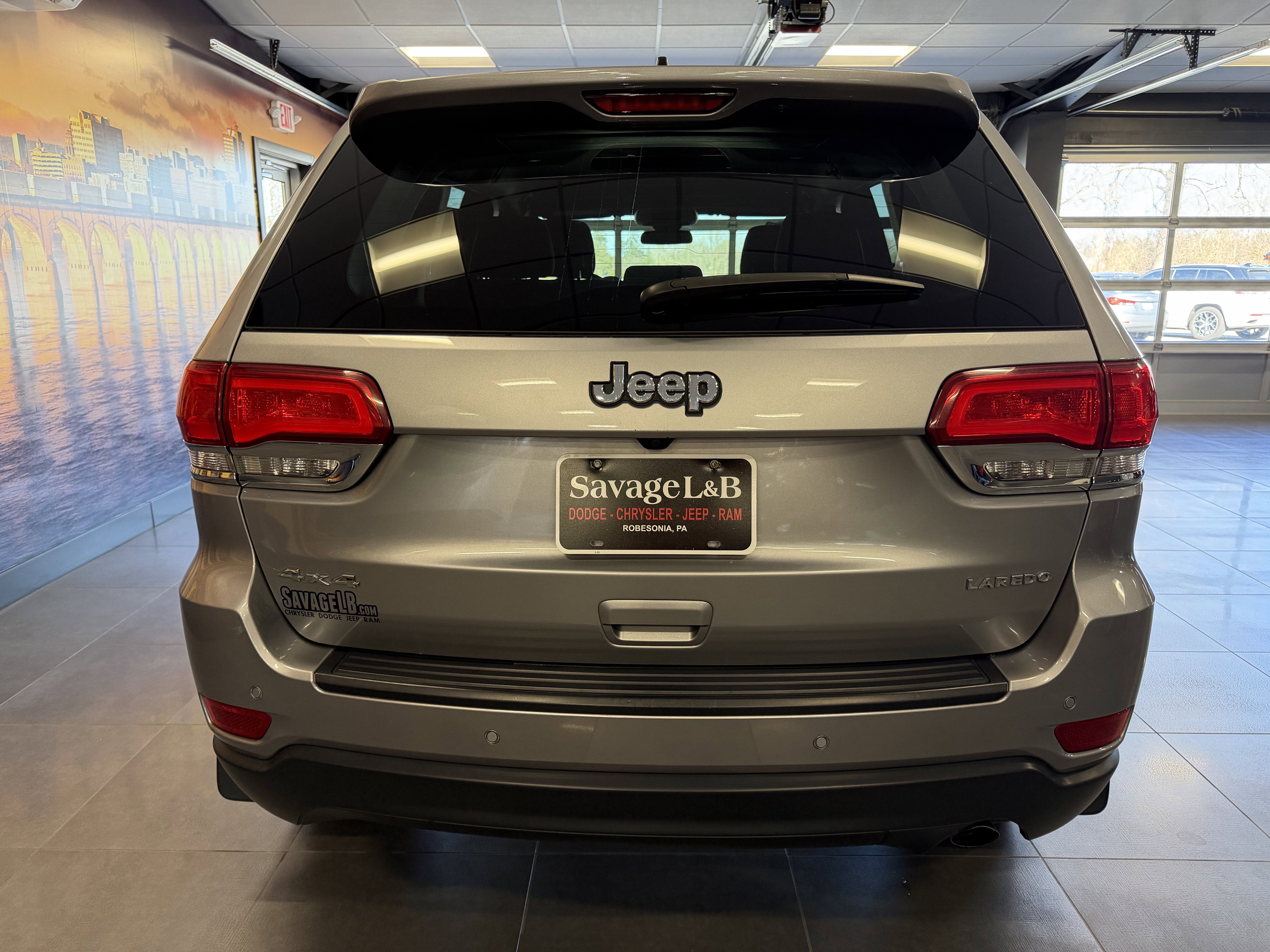 2018 Jeep Grand Cherokee Laredo E 4x4