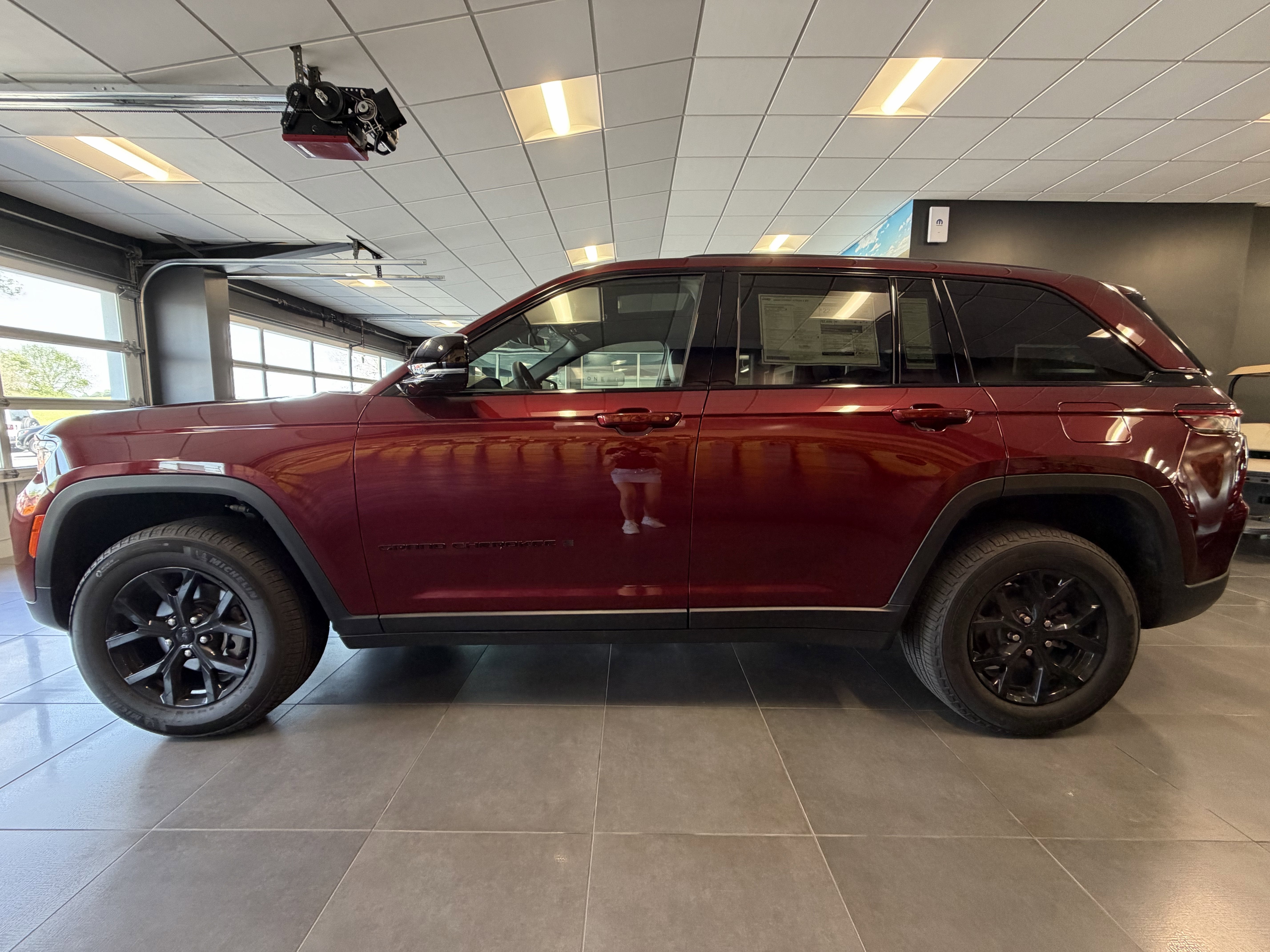 2025 Jeep Grand Cherokee GRAND CHEROKEE ALTITUDE X 4X4