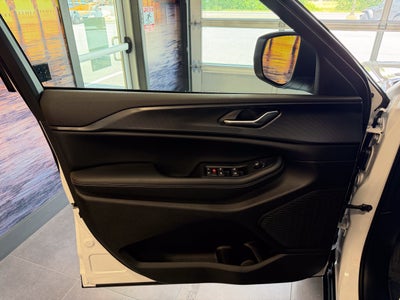 2026 Jeep Grand Cherokee GRAND CHEROKEE LAREDO X 4X4