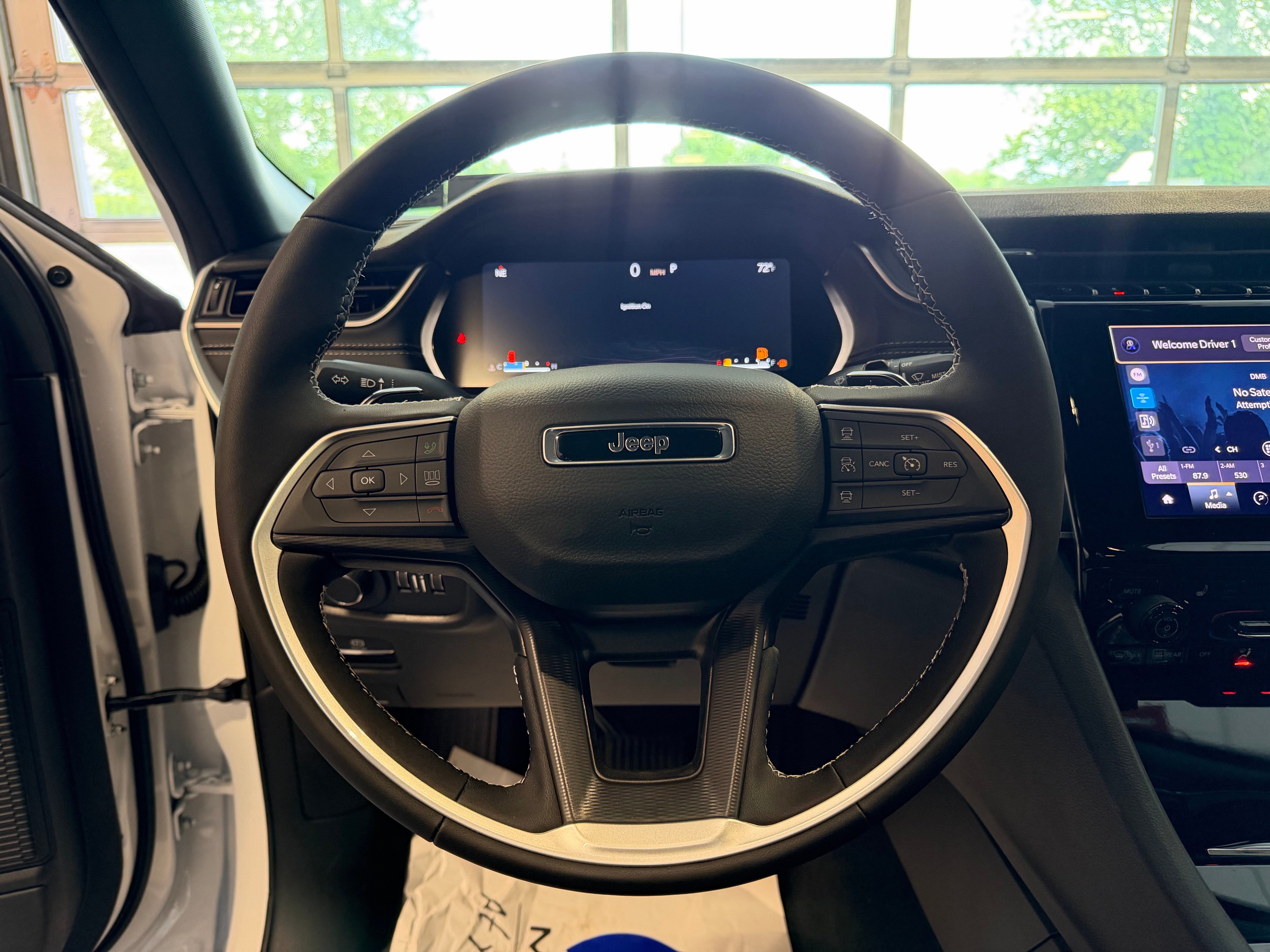 2026 Jeep Grand Cherokee GRAND CHEROKEE LAREDO X 4X4