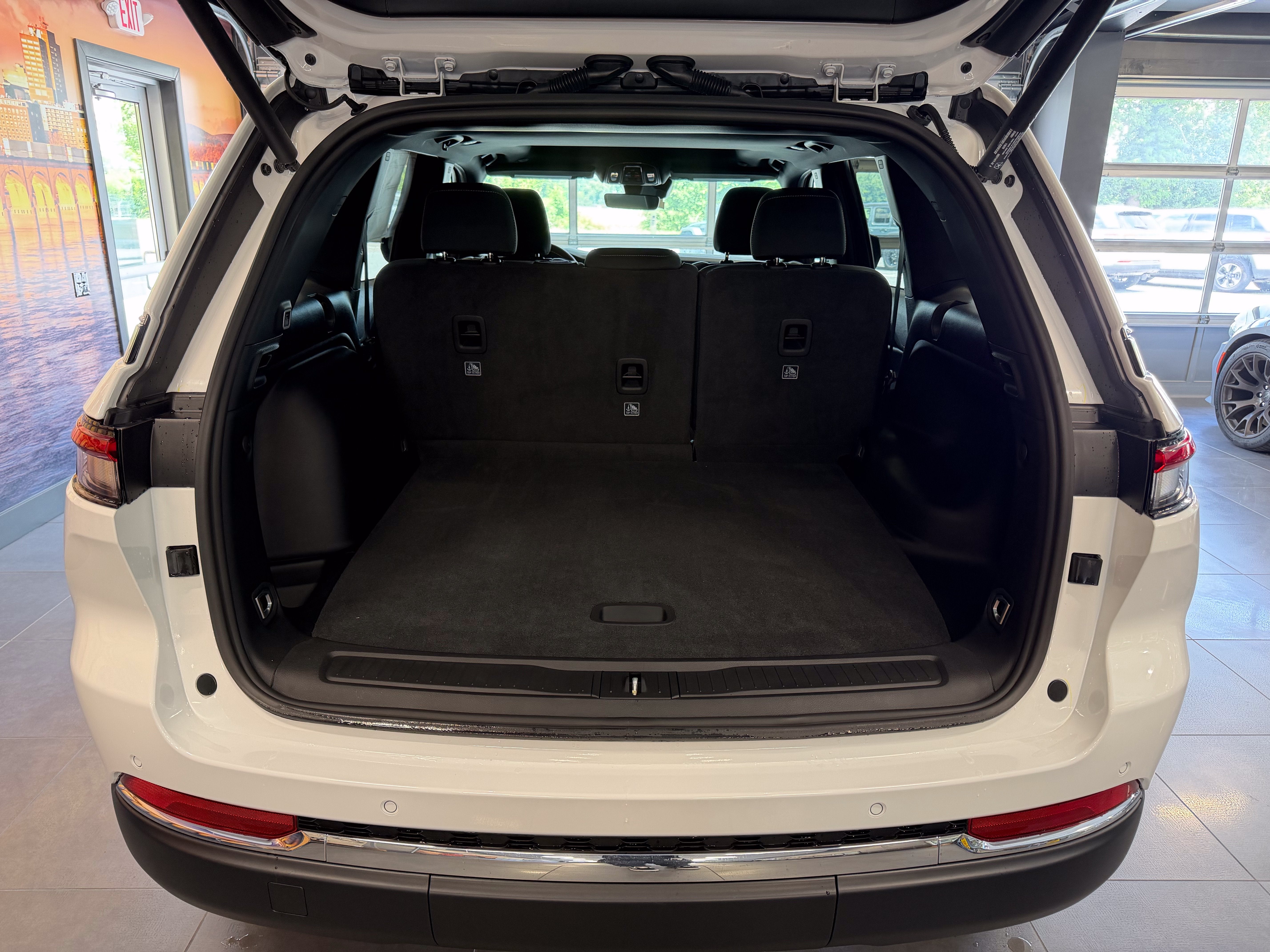 2026 Jeep Grand Cherokee GRAND CHEROKEE LAREDO X 4X4