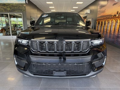 2022 Jeep Grand Cherokee Altitude 4x4