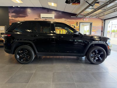 2022 Jeep Grand Cherokee Altitude 4x4
