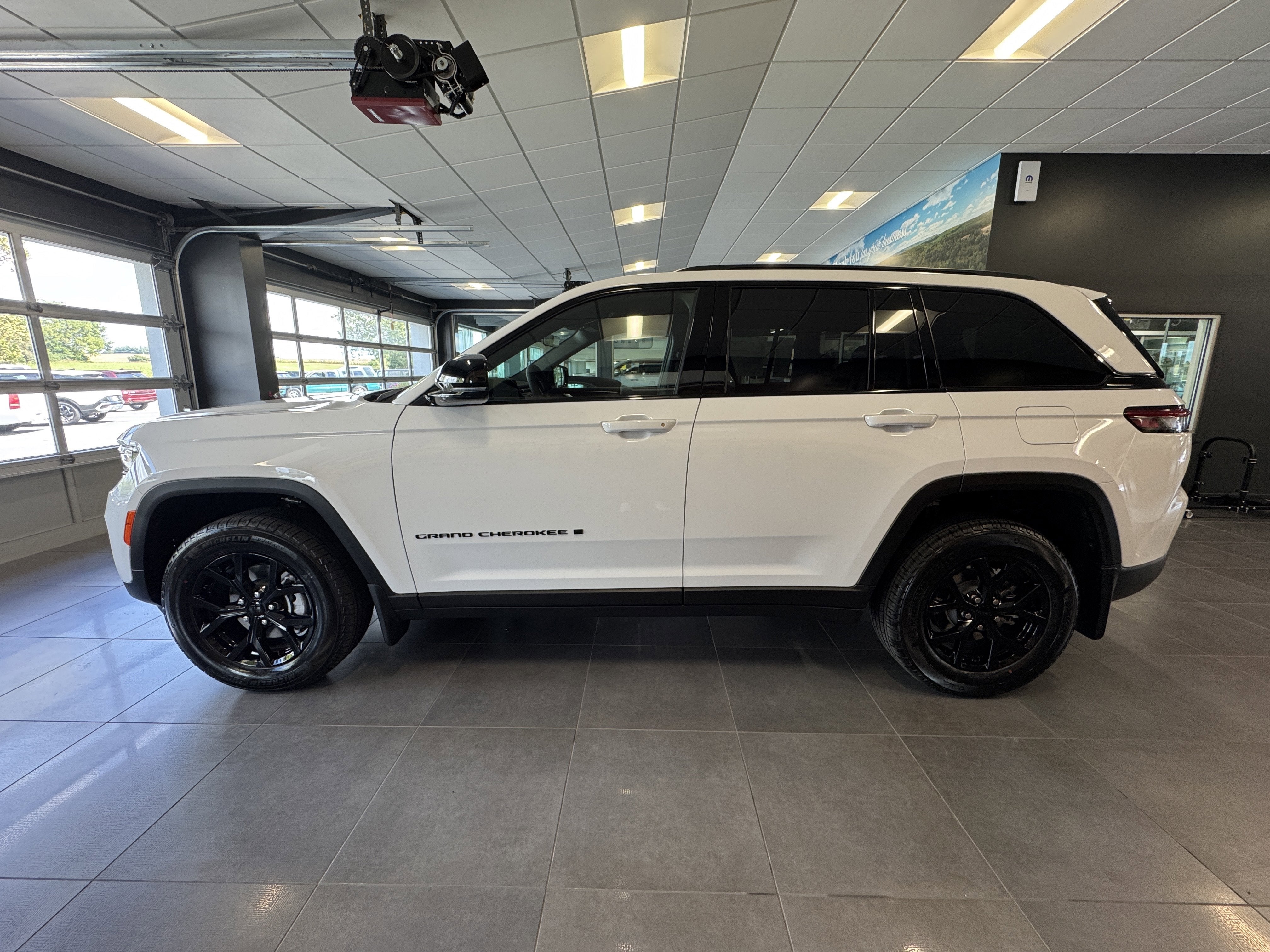 2025 Jeep Grand Cherokee GRAND CHEROKEE ALTITUDE X 4X4