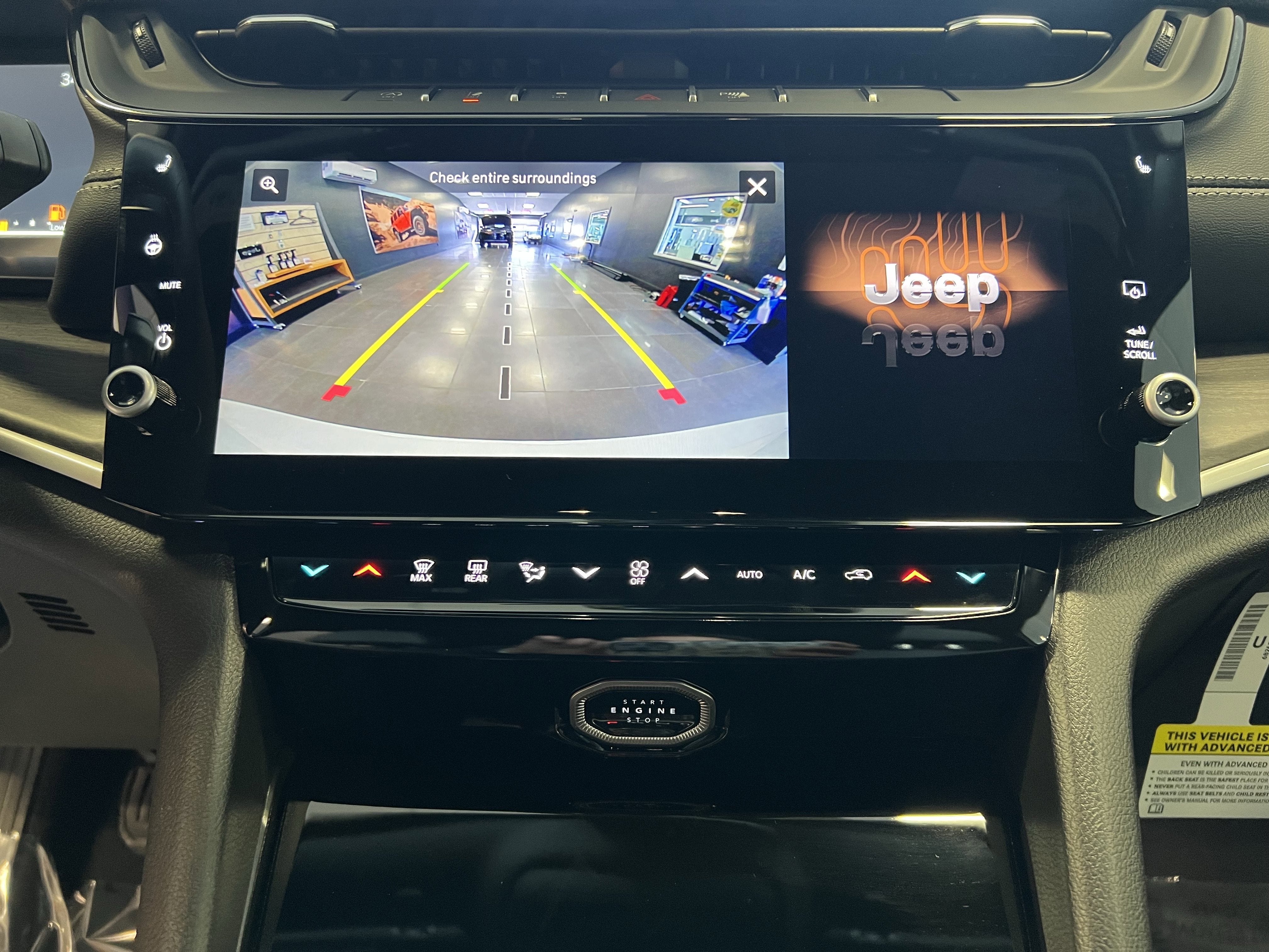 2026 Jeep Grand Cherokee GRAND CHEROKEE ALTITUDE 4X4