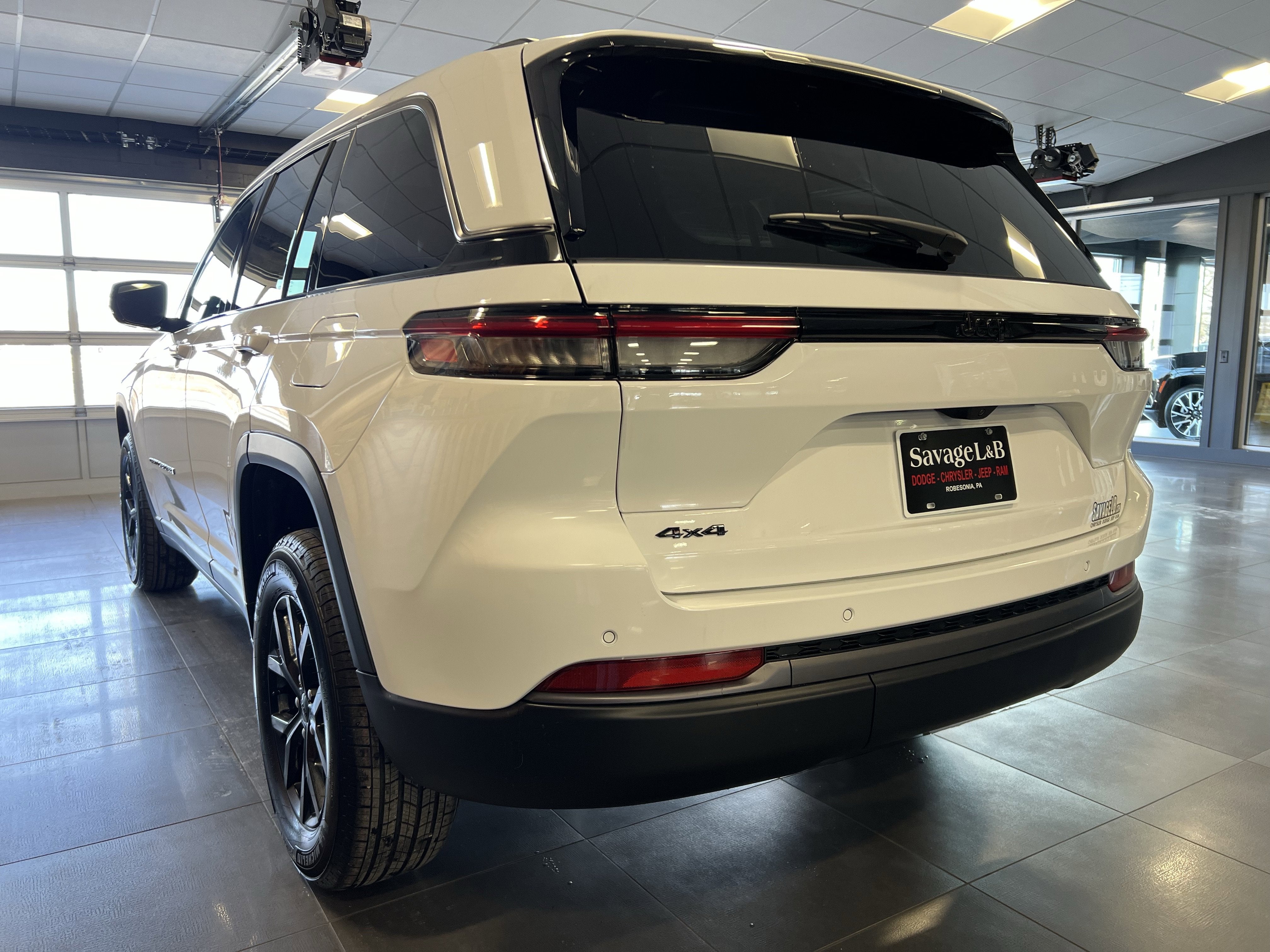 2026 Jeep Grand Cherokee GRAND CHEROKEE ALTITUDE 4X4