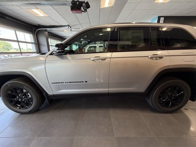 2026 Jeep Grand Cherokee GRAND CHEROKEE LAREDO ALTITUDE 4X4