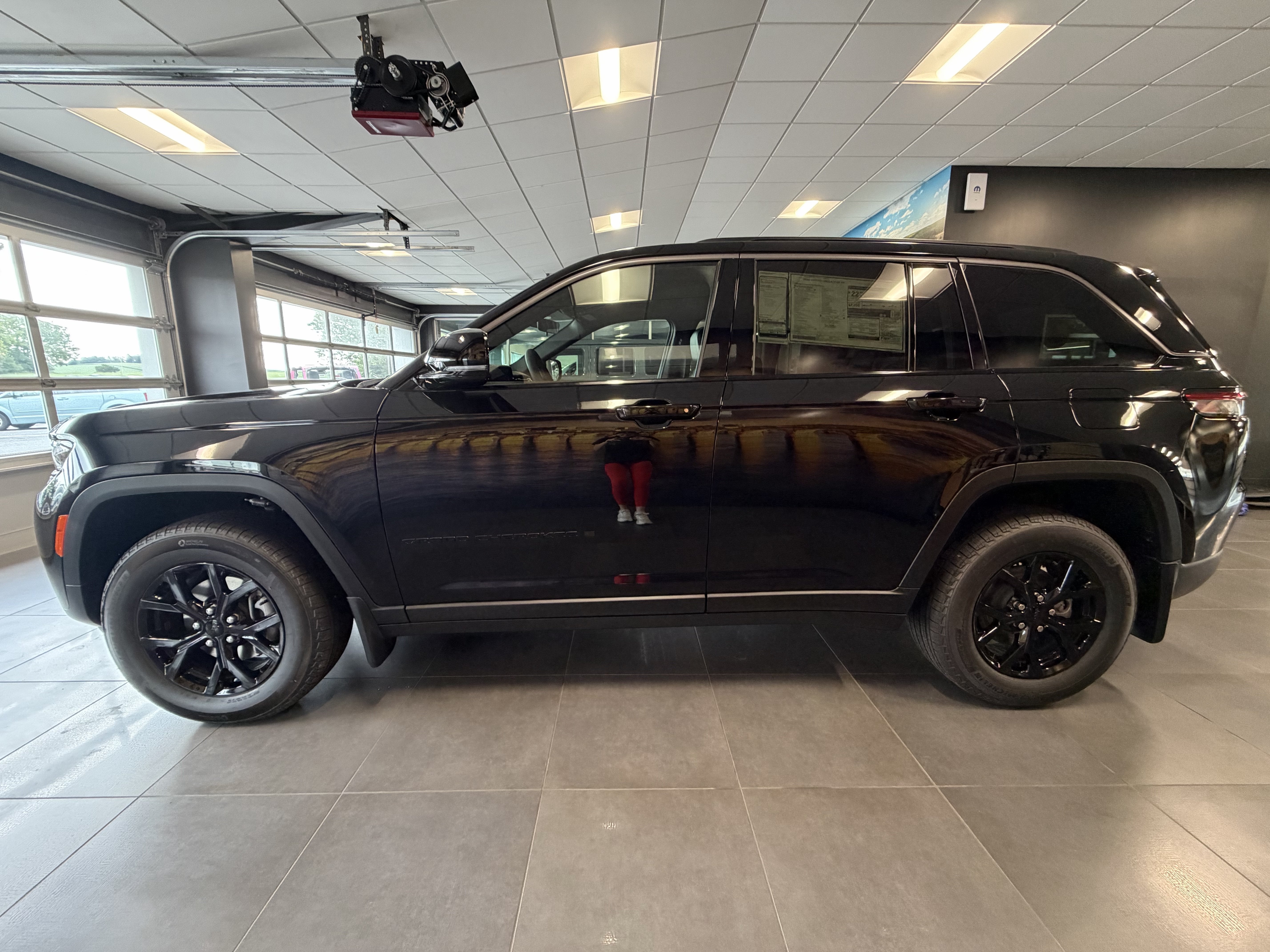 2026 Jeep Grand Cherokee GRAND CHEROKEE LAREDO ALTITUDE 4X4