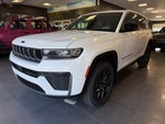 2027 Jeep Grand Cherokee Laredo Altitude
