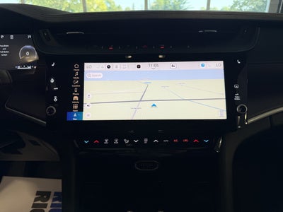 2027 Jeep Grand Cherokee Laredo Altitude