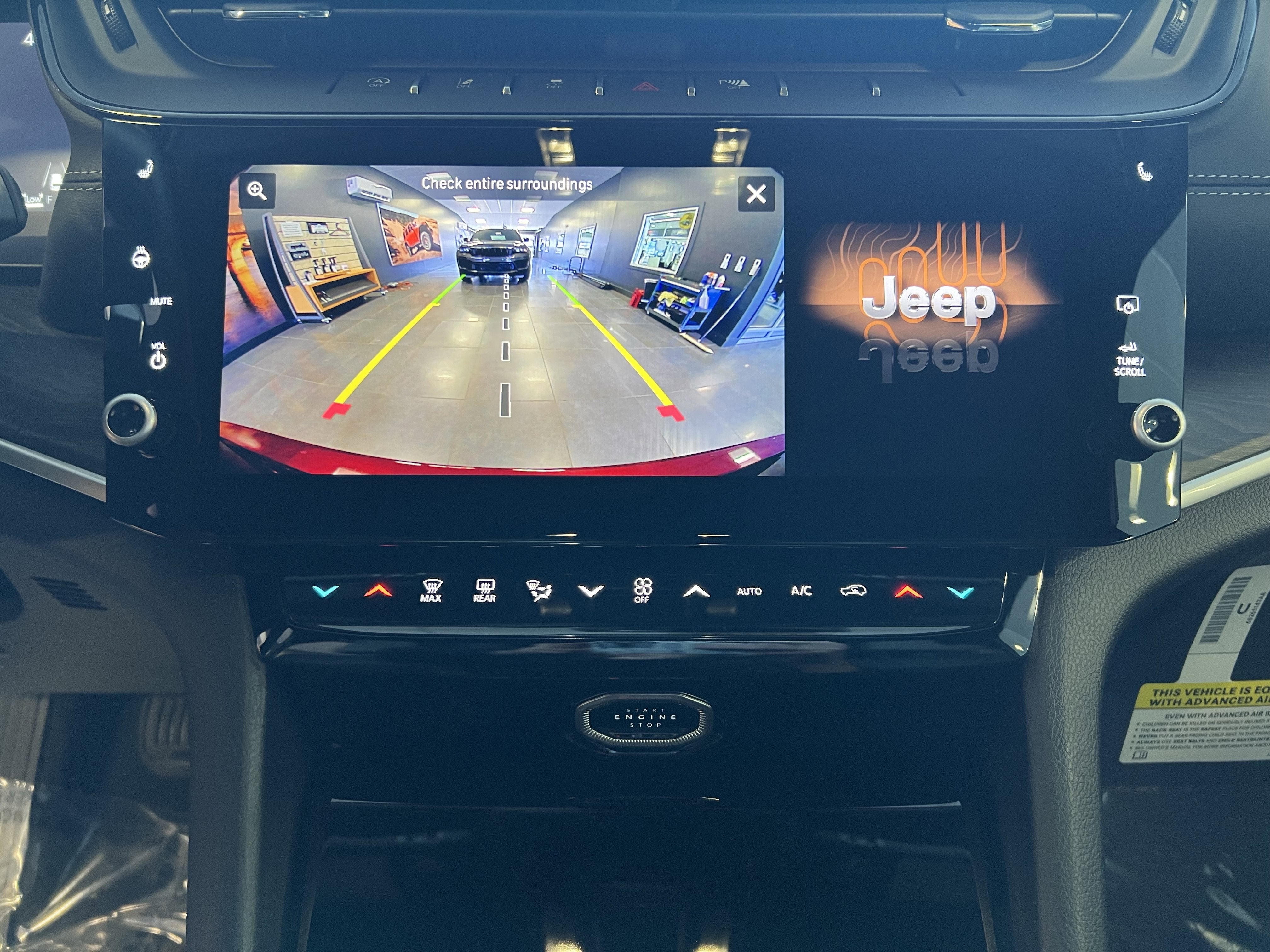 2026 Jeep Grand Cherokee GRAND CHEROKEE ALTITUDE 4X4