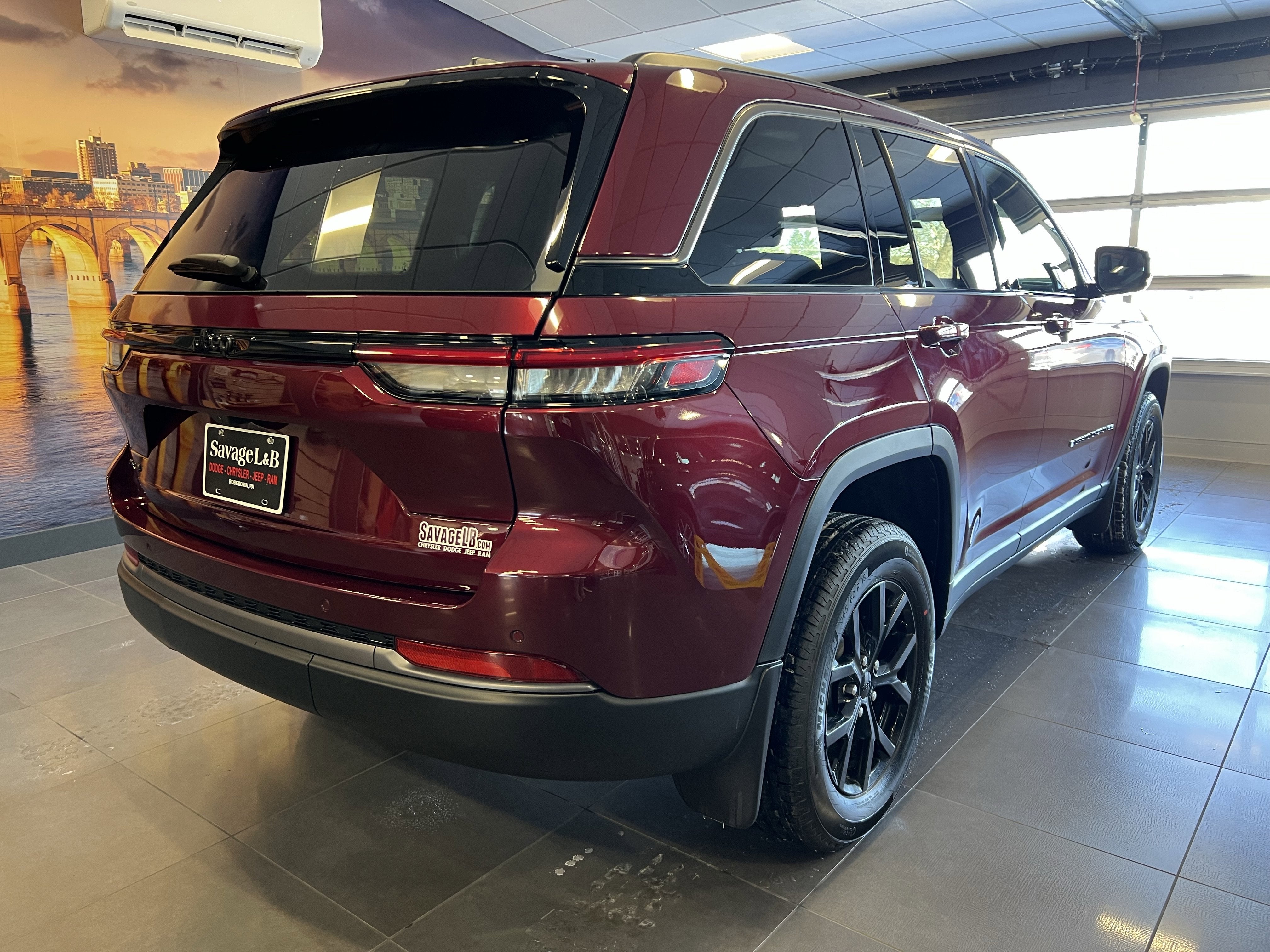 2026 Jeep Grand Cherokee GRAND CHEROKEE ALTITUDE 4X4