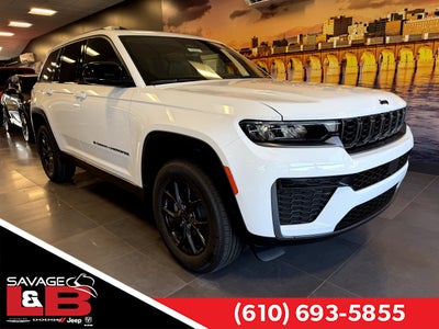 2027 Jeep Grand Cherokee Laredo Altitude