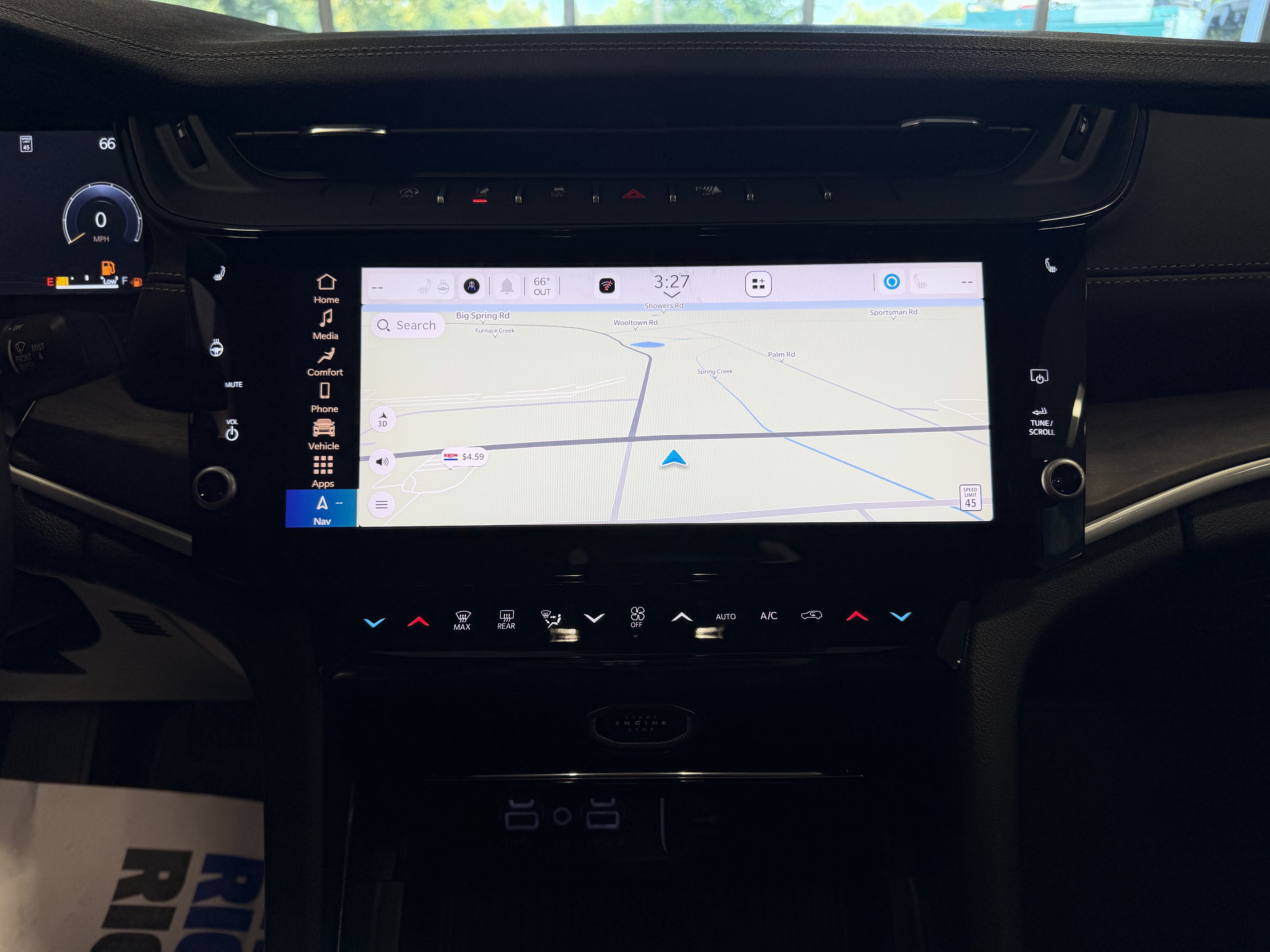 2027 Jeep Grand Cherokee Laredo Altitude