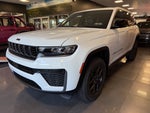 2027 Jeep Grand Cherokee Laredo Altitude