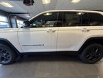 2027 Jeep Grand Cherokee Laredo Altitude