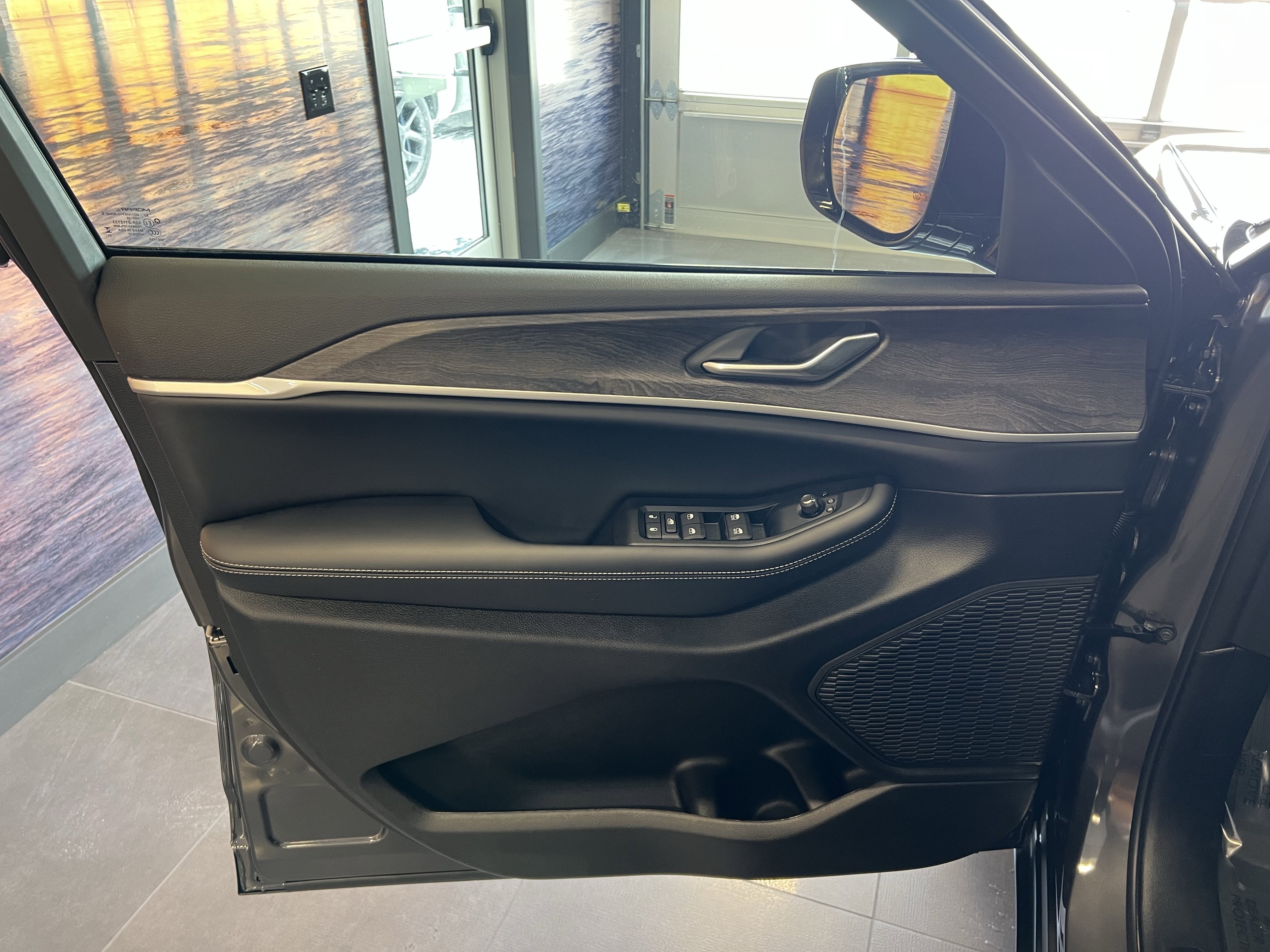 2026 Jeep Grand Cherokee GRAND CHEROKEE ALTITUDE 4X4