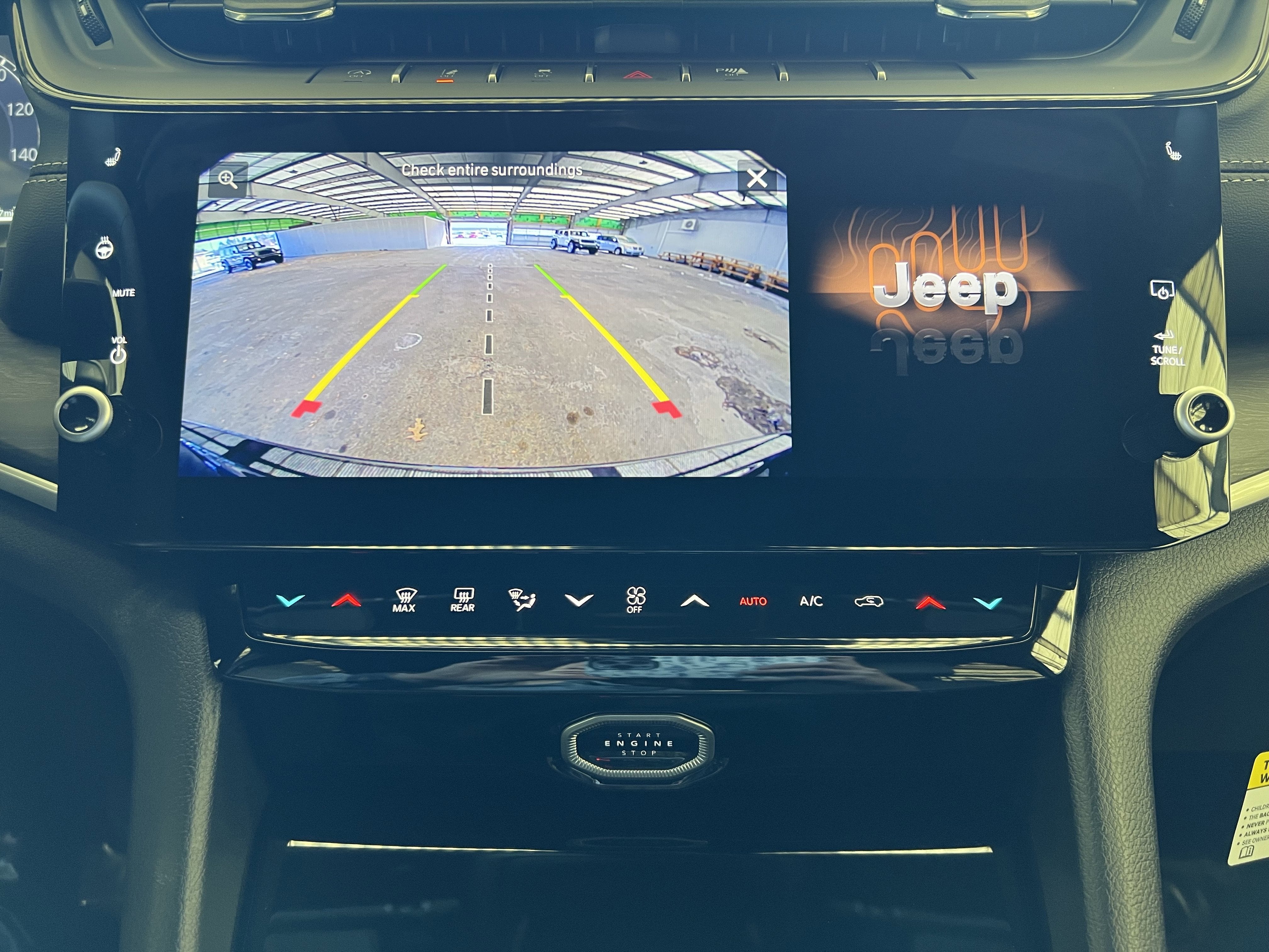 2026 Jeep Grand Cherokee GRAND CHEROKEE ALTITUDE 4X4