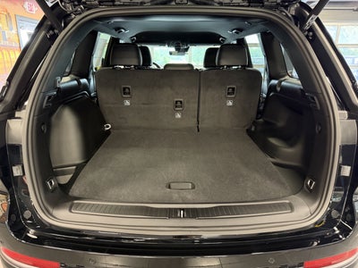 2027 Jeep Grand Cherokee Laredo Altitude