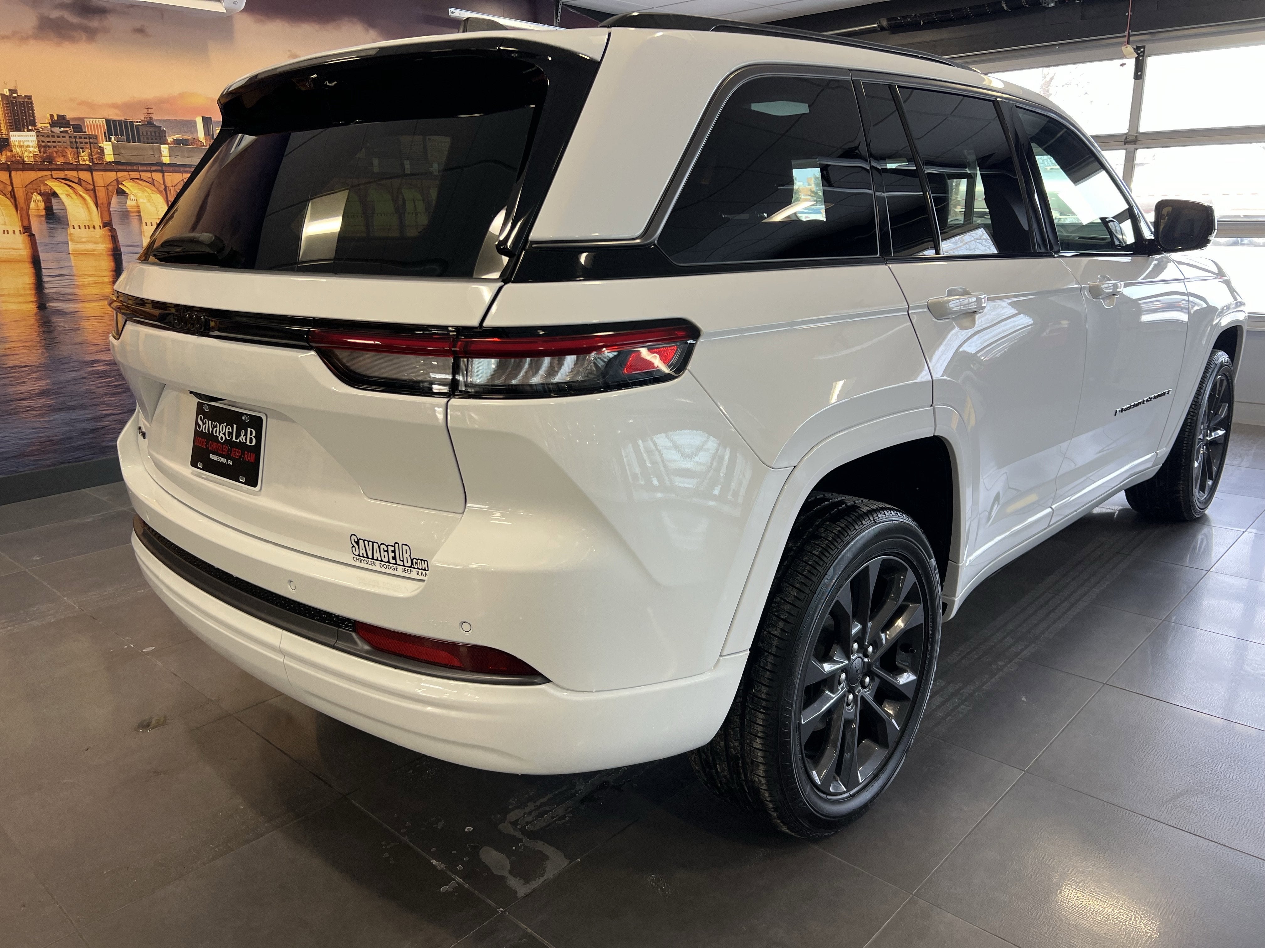 2026 Jeep Grand Cherokee GRAND CHEROKEE LIMITED RESERVE 4X4