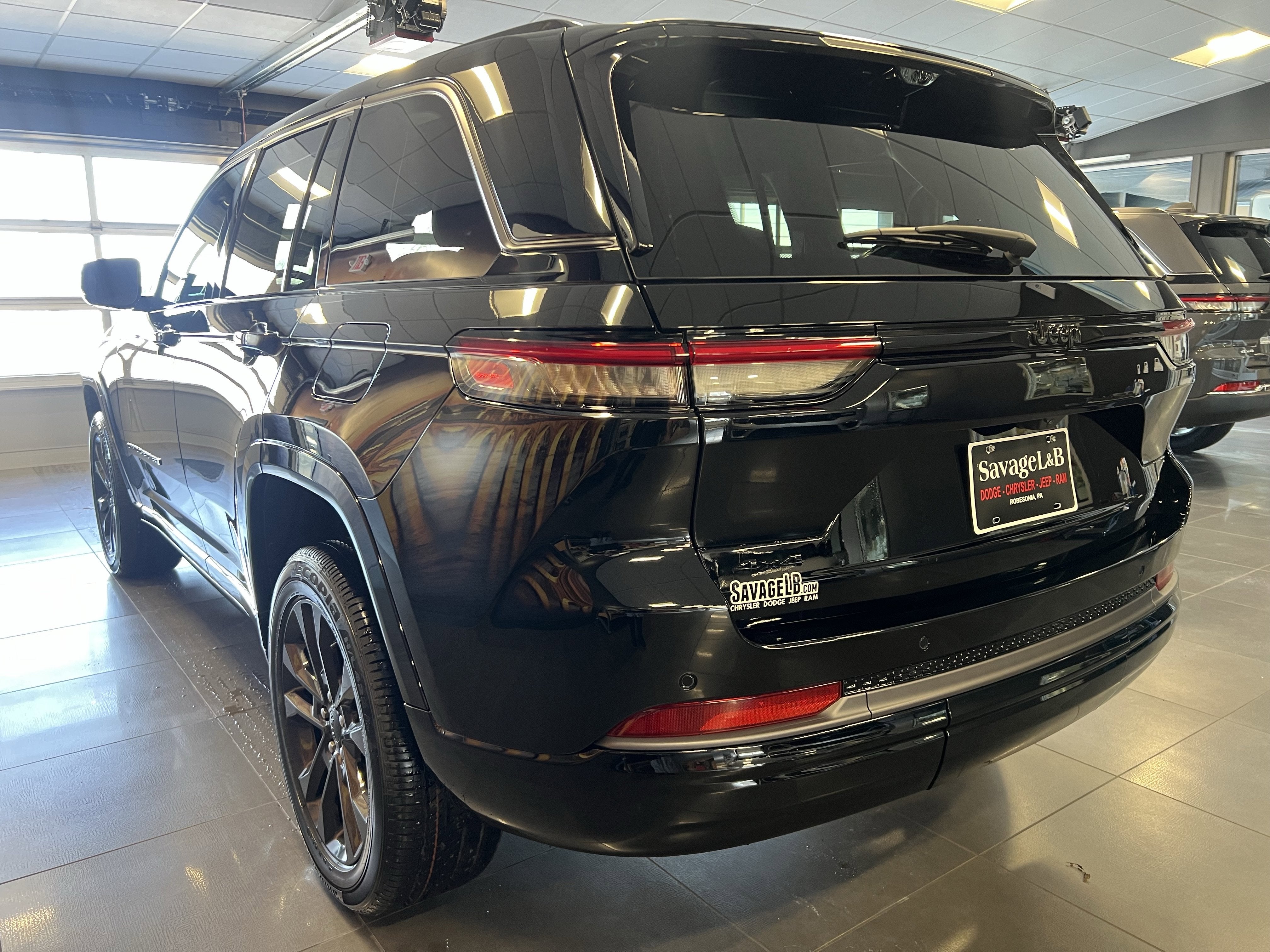 2026 Jeep Grand Cherokee GRAND CHEROKEE LIMITED RESERVE 4X4