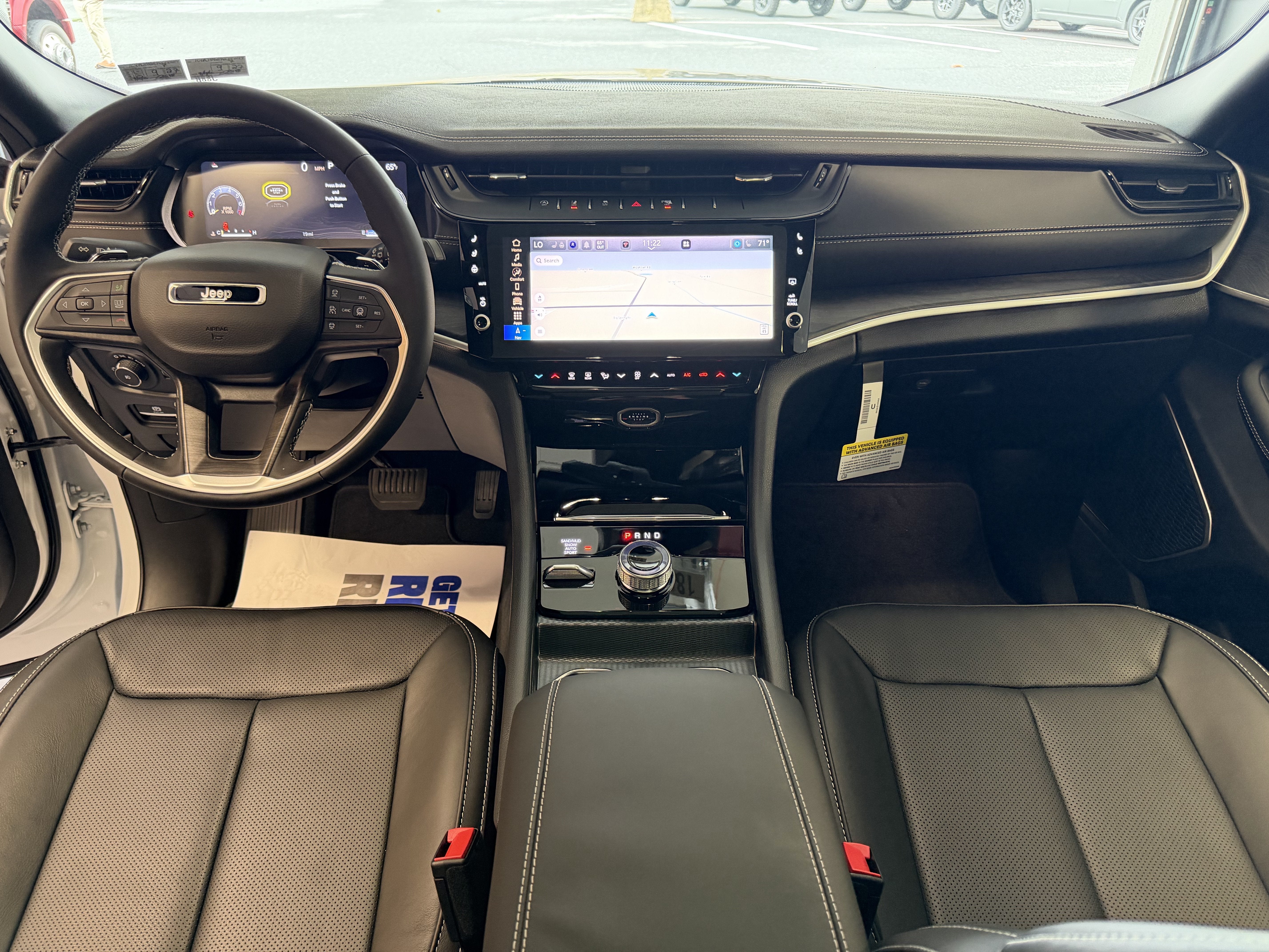 2027 Jeep Grand Cherokee GRAND CHEROKEE LIMITED RESERVE 4X4