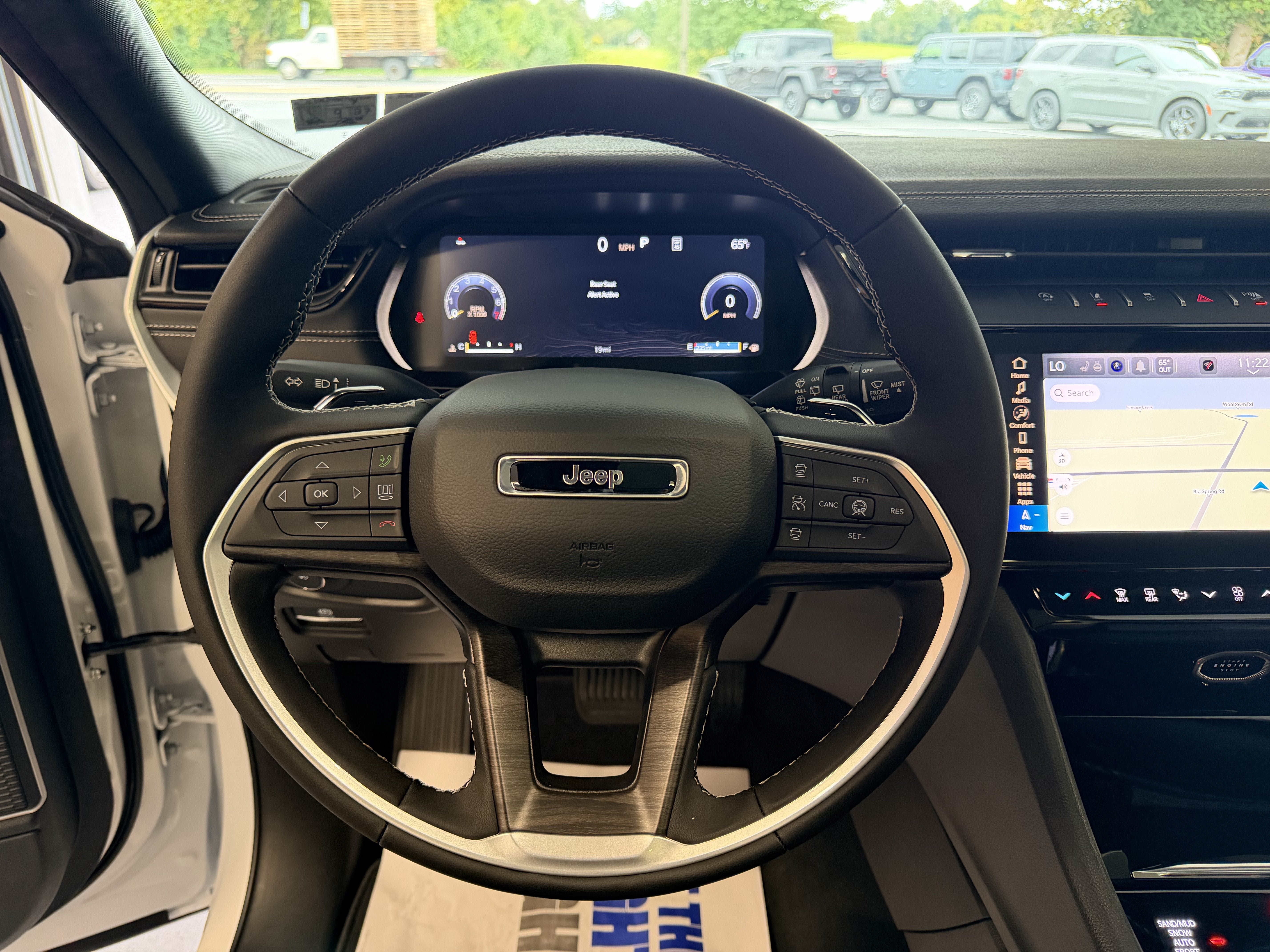 2027 Jeep Grand Cherokee GRAND CHEROKEE LIMITED RESERVE 4X4